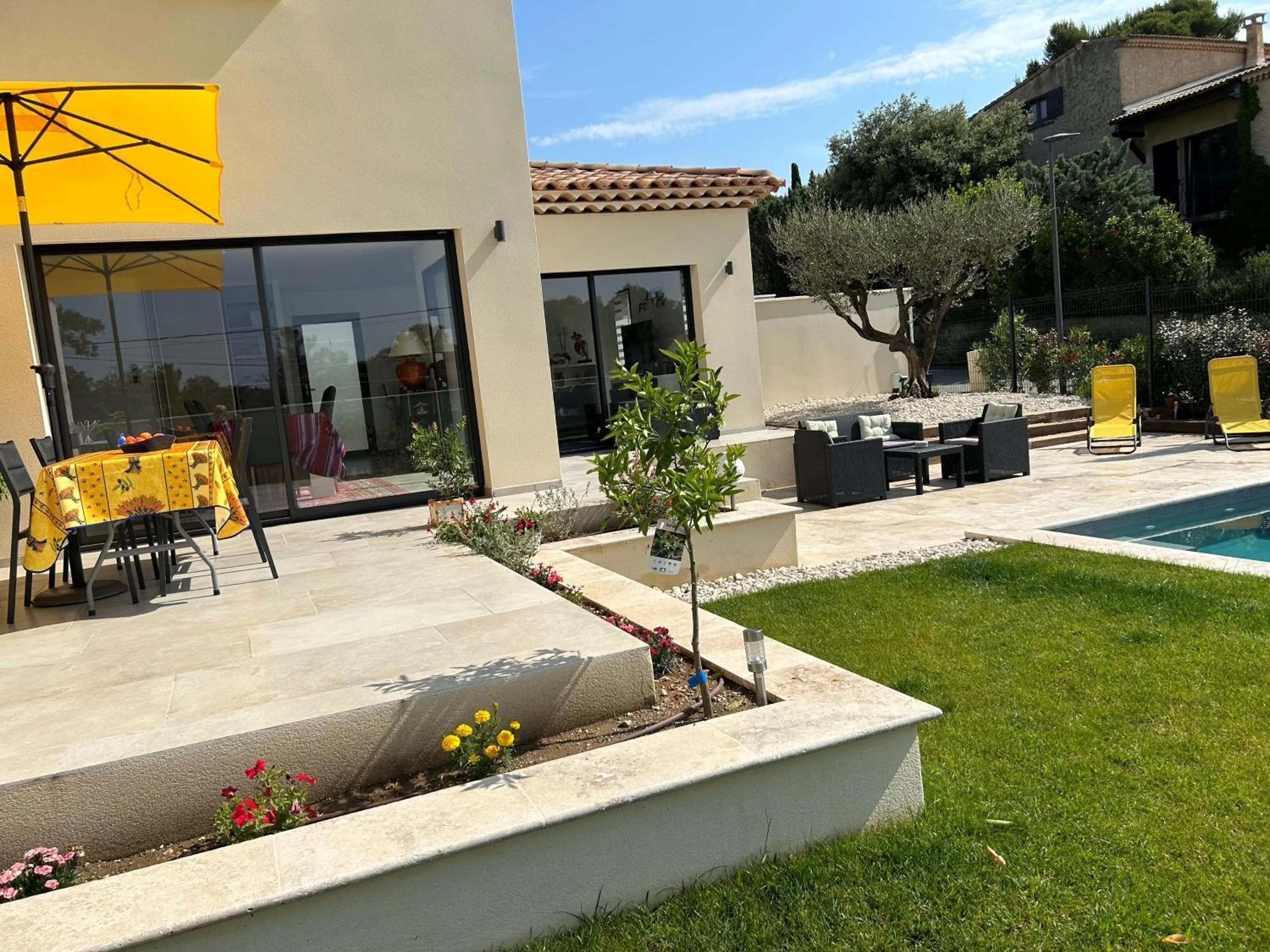 Patio in Le Mas du Cariban