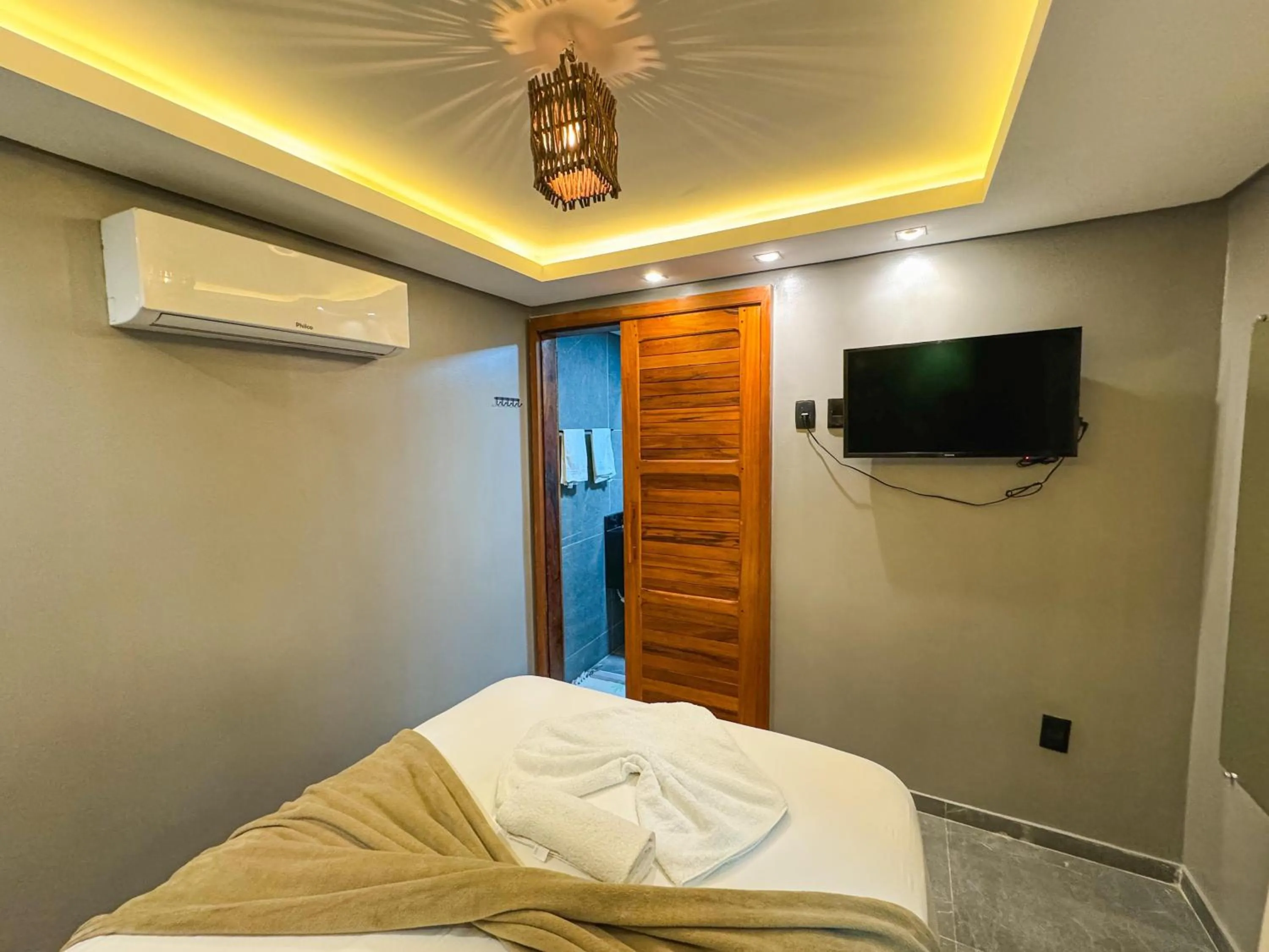 Bed in Milos Hotel Icaraizinho