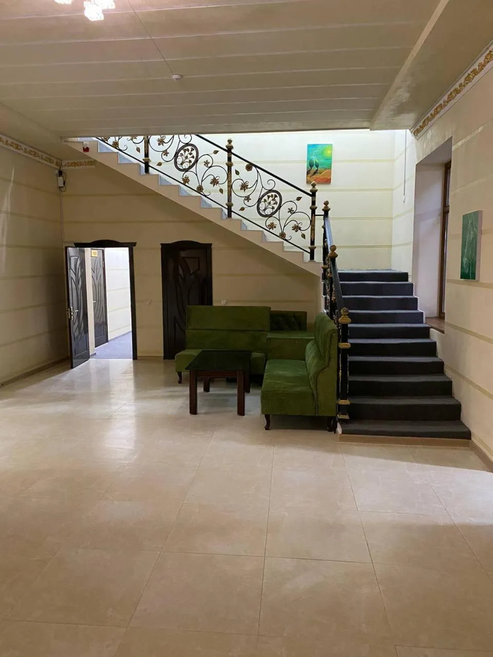 GREEN APPLE GUEST House