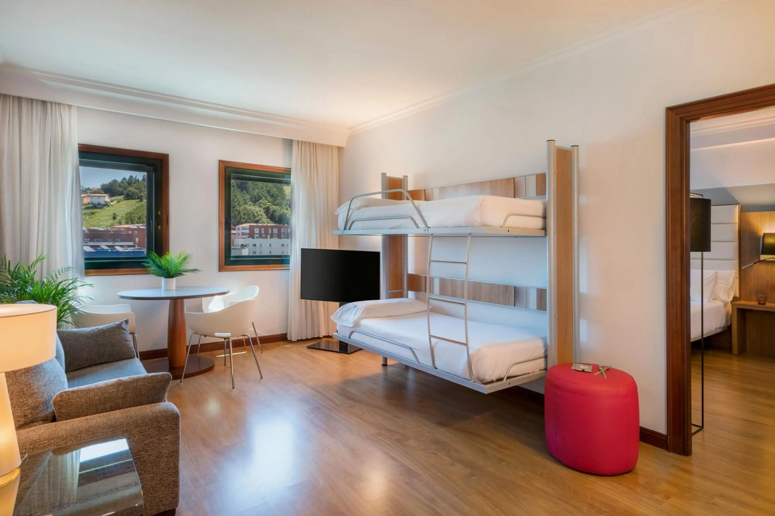 Property building, Bed in Hotel Santiago Plaza Affiliated by Meliá