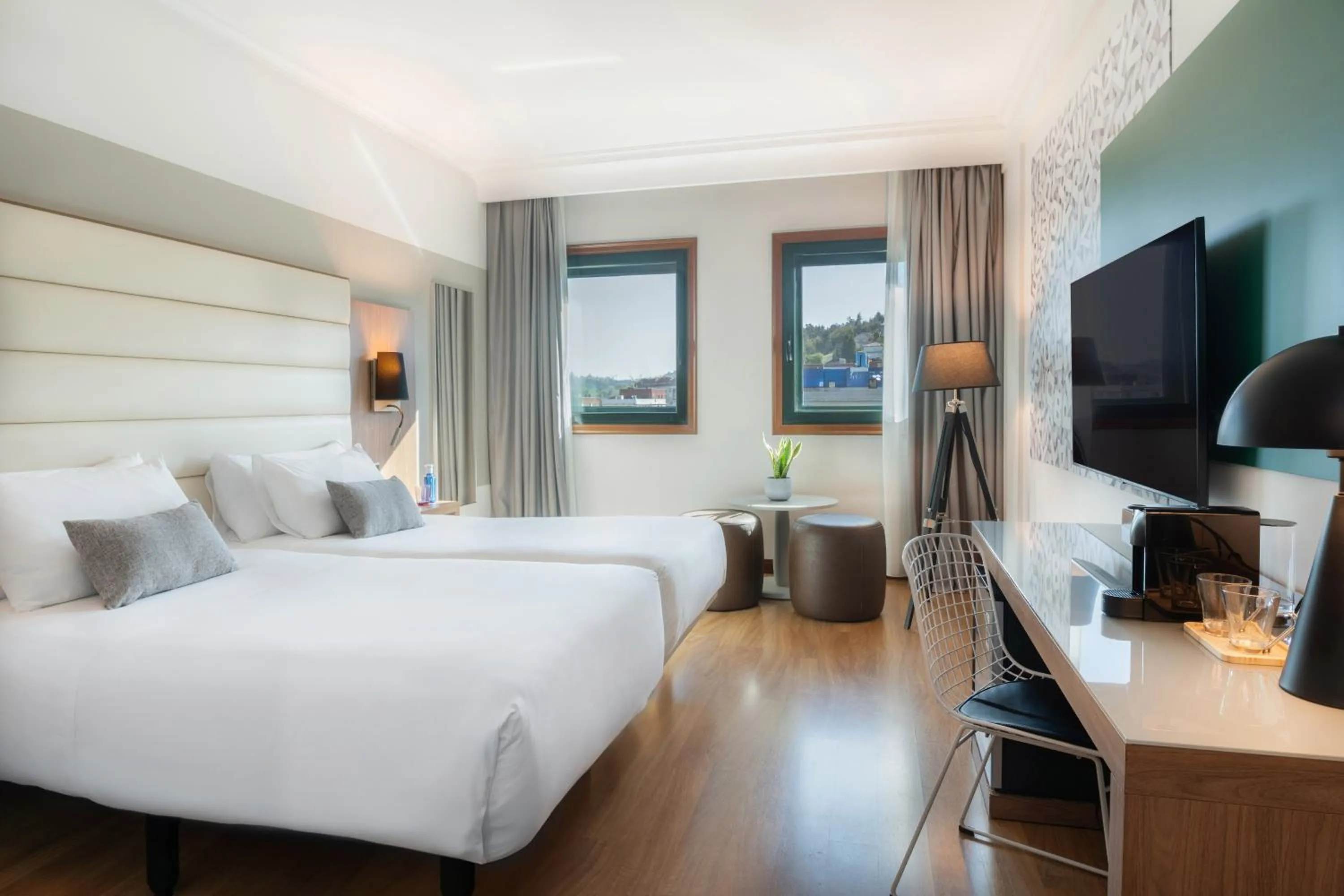 Bed in Hotel Santiago Plaza Affiliated by Meliá