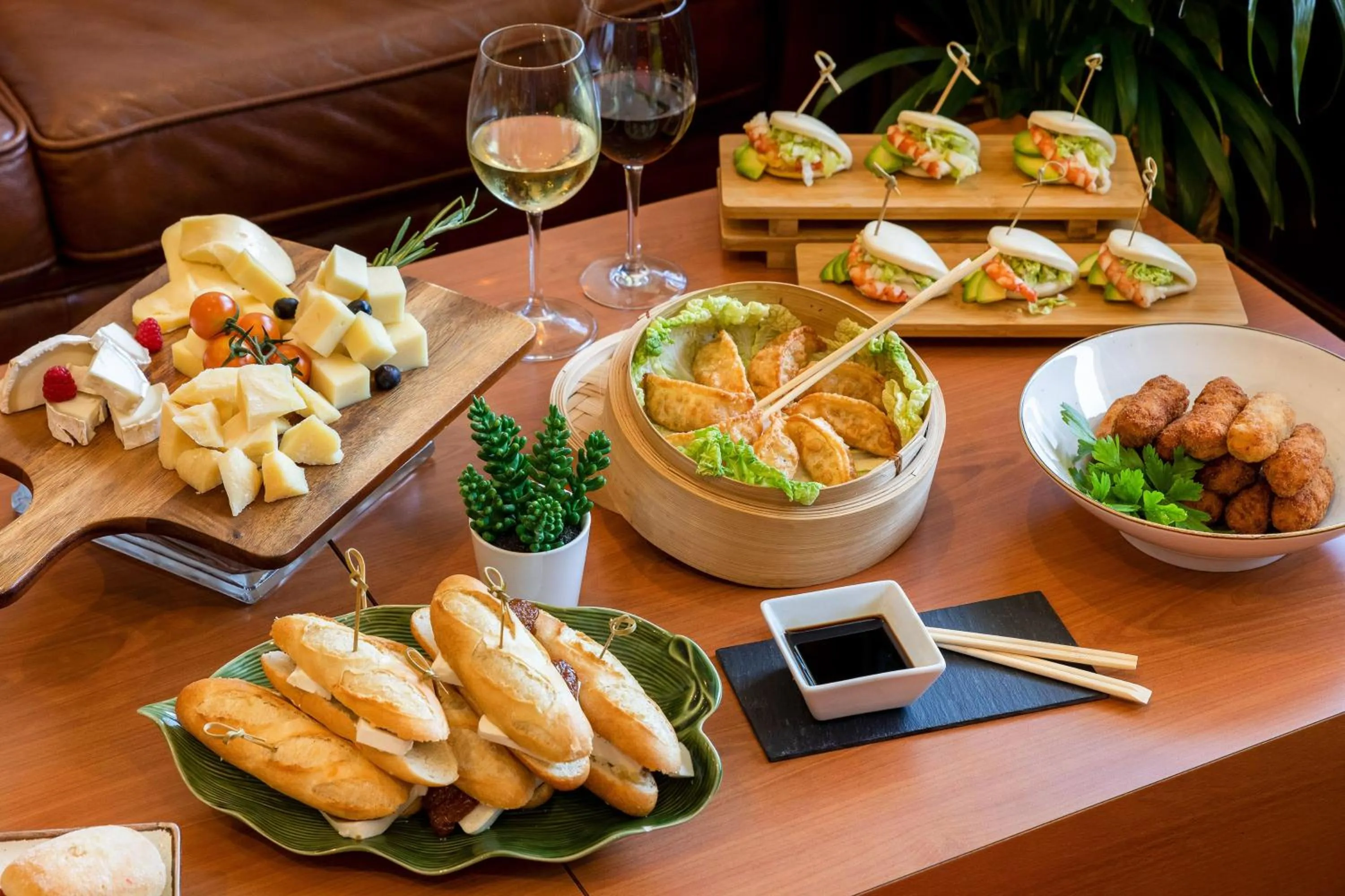 Restaurant/places to eat in Hotel Santiago Plaza Affiliated by Meliá