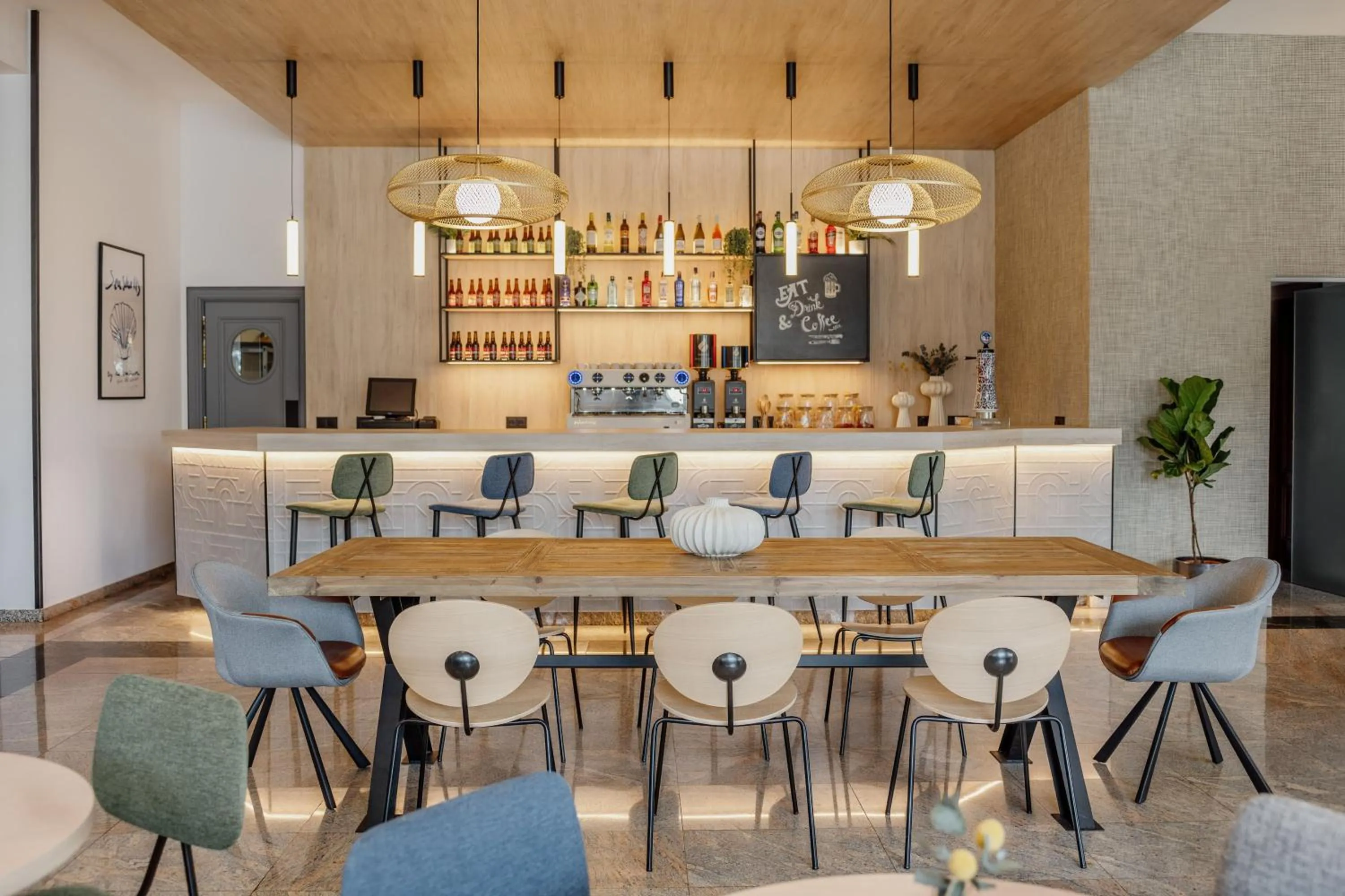 Property building in Hotel Santiago Plaza Affiliated by Meliá