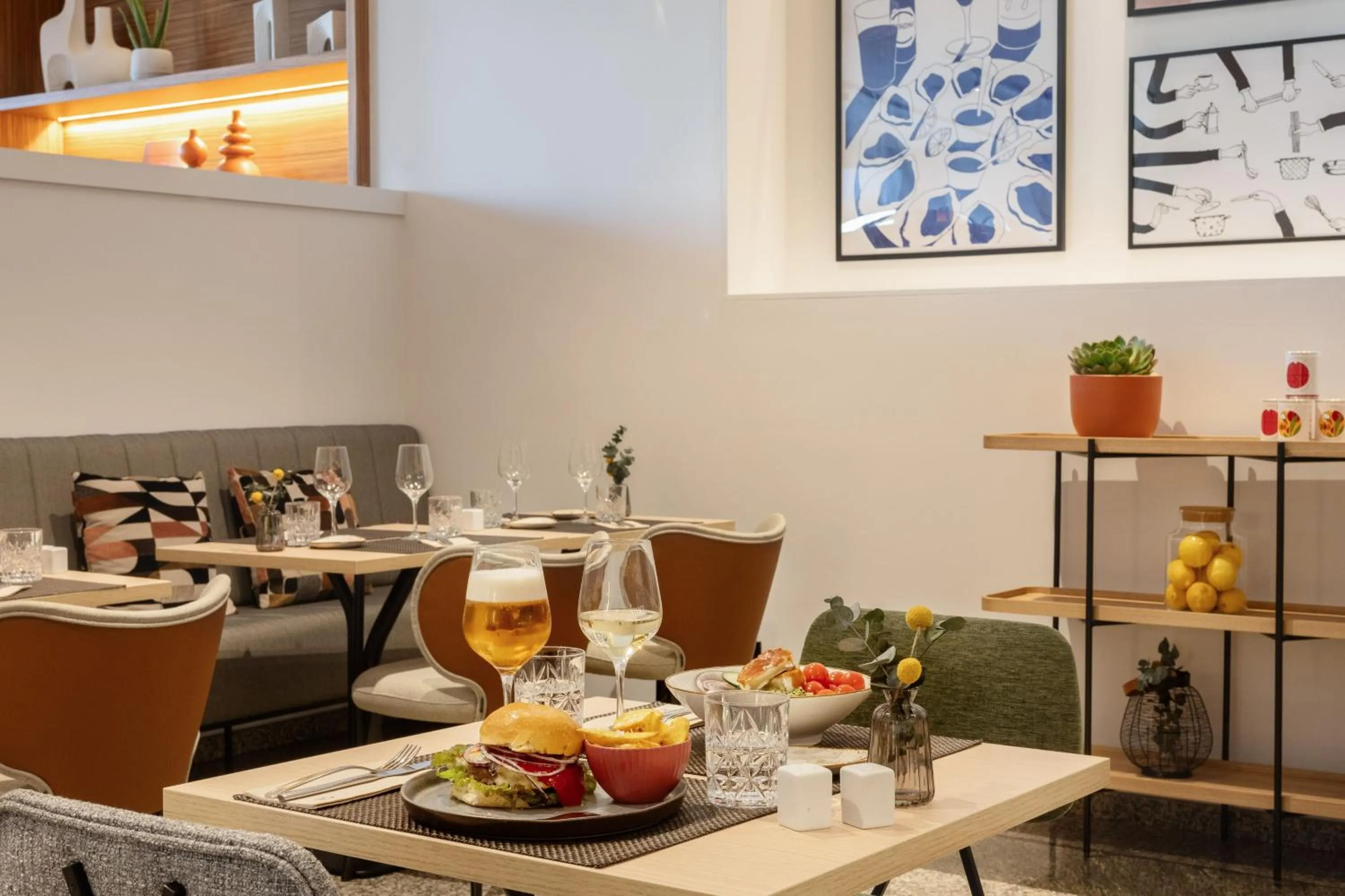 Property building in Hotel Santiago Plaza Affiliated by Meliá