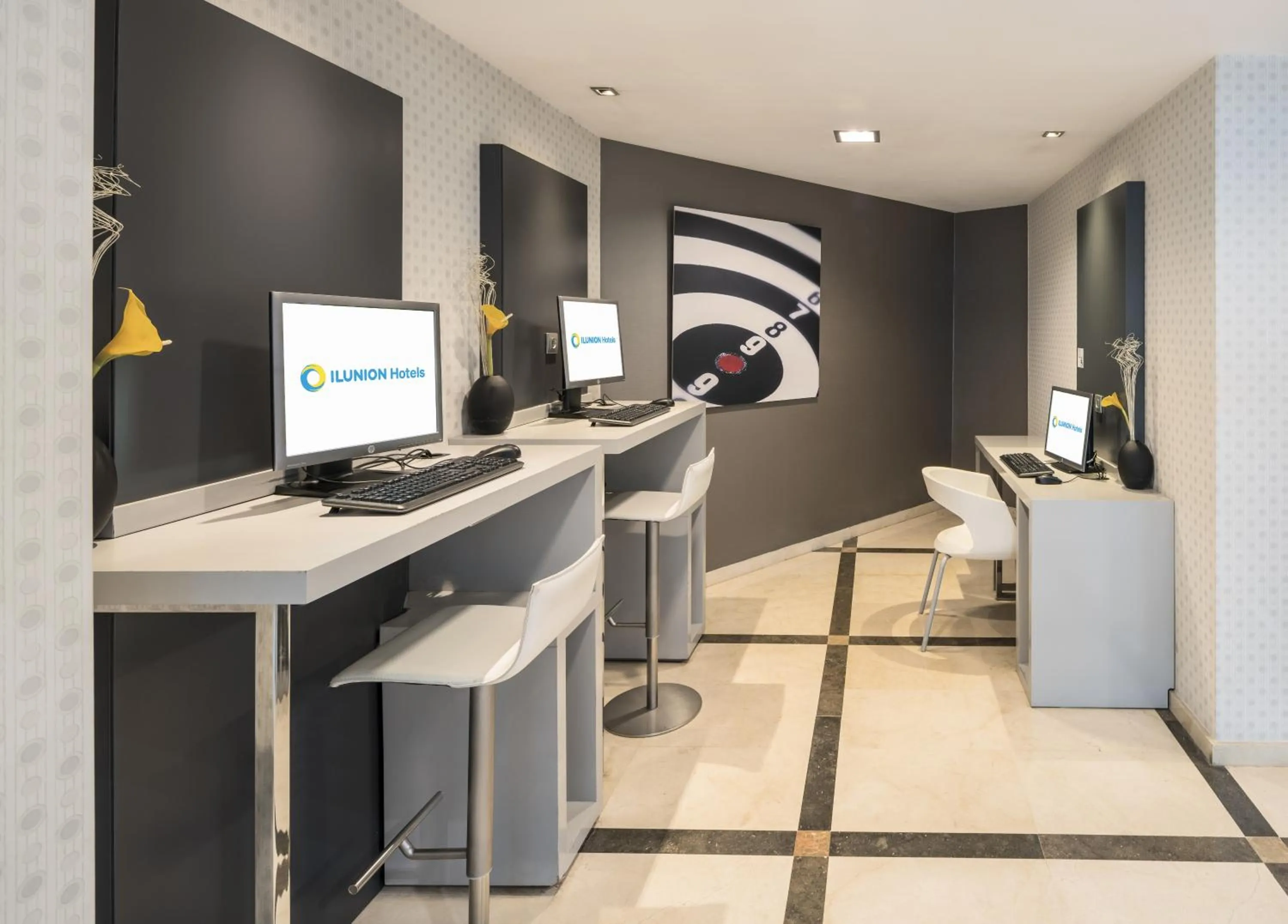 Lobby or reception in Ilunion Aqua 4