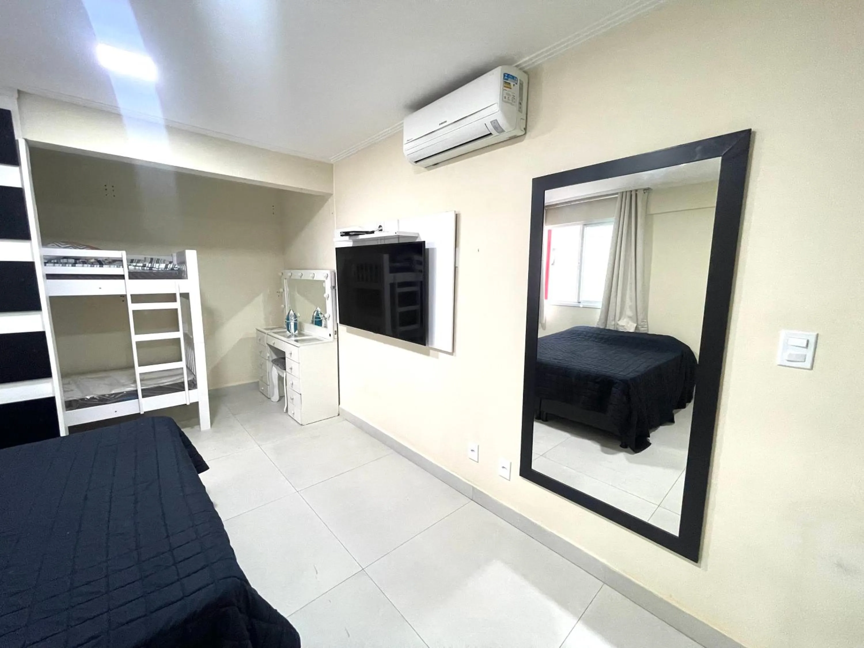 Bedroom, Bed in Eu Amo Arraial Hospedagem - Cobertura com Jacuzzi Praia Grande