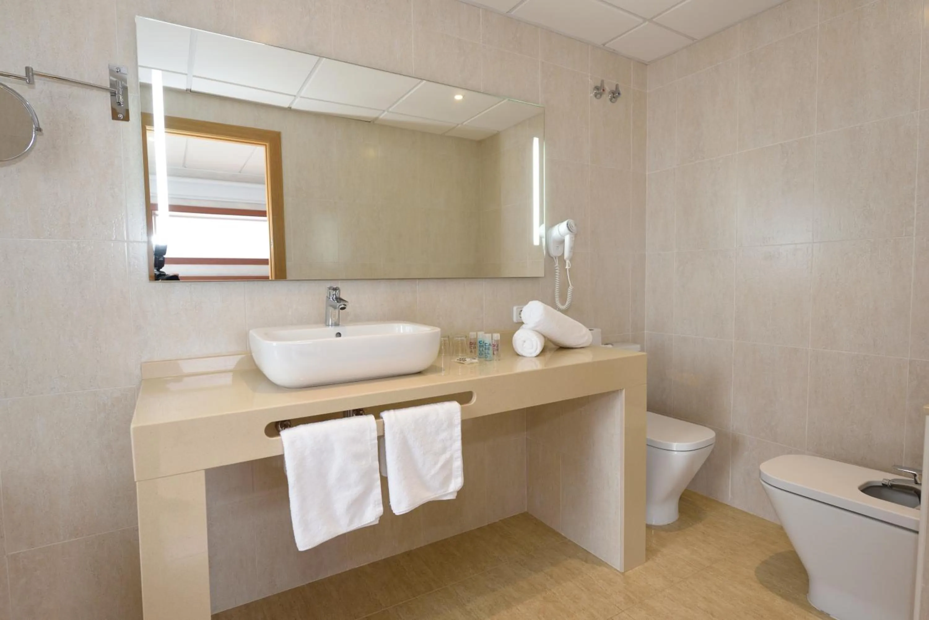 Bathroom in Hotel Internacional