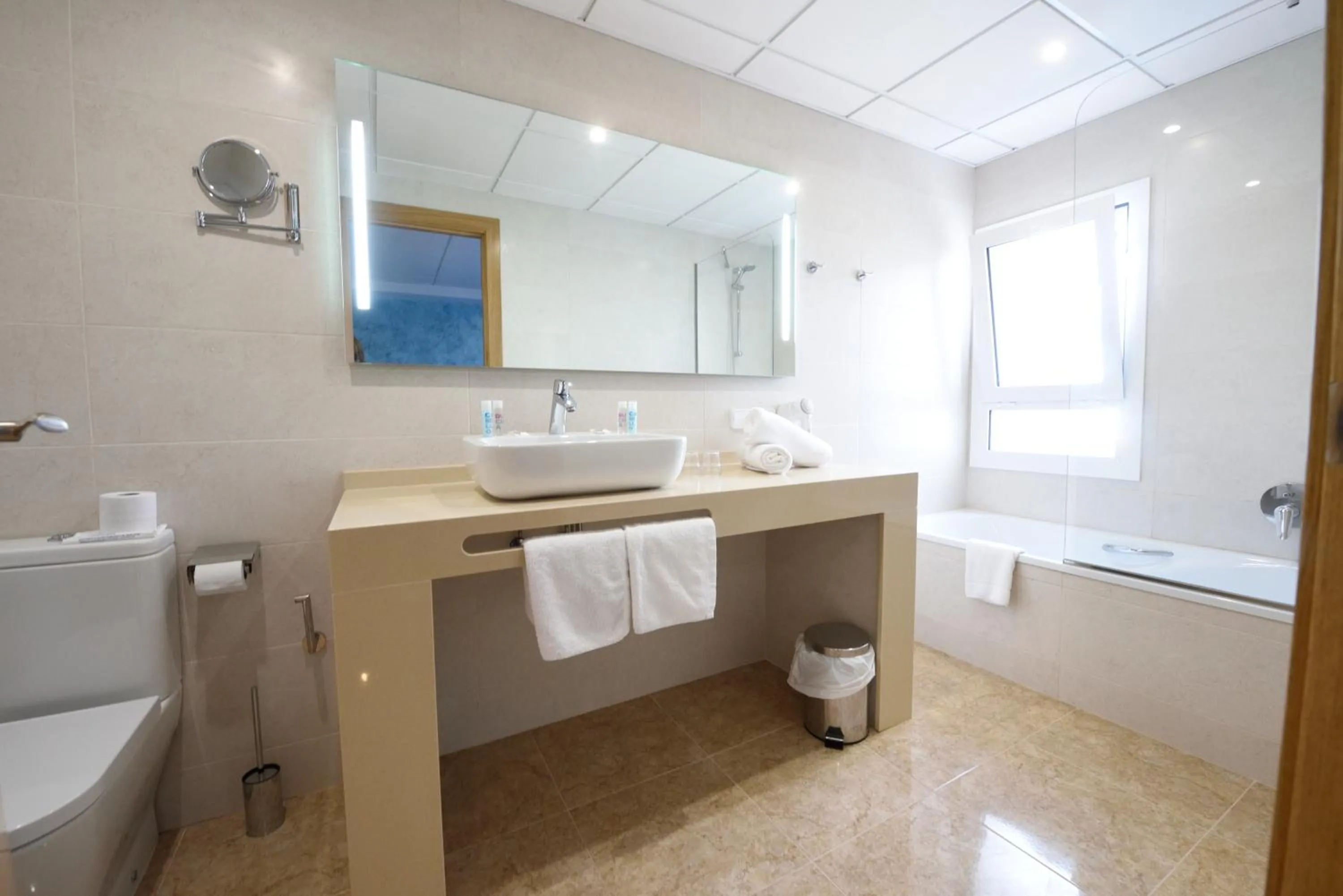 Bathroom in Hotel Internacional