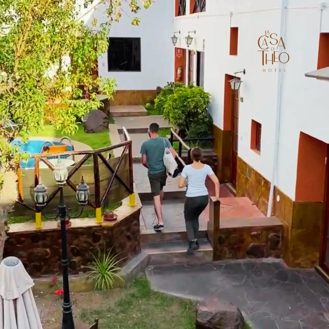 Garden view in La casa de theo