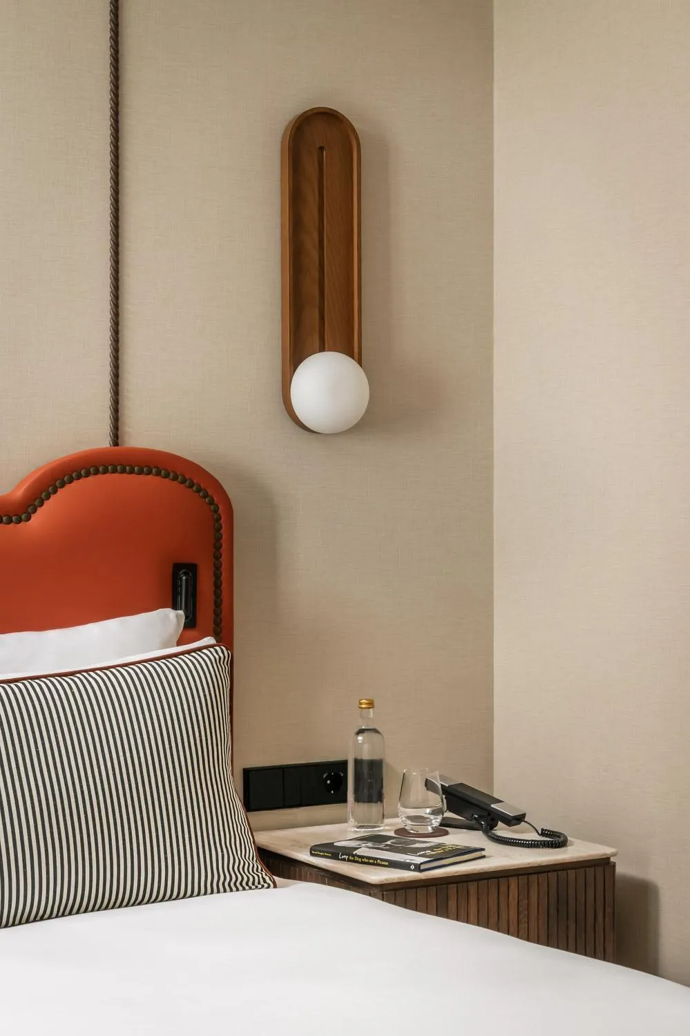 Bedroom, Bed in Hotel Condes de Barcelona