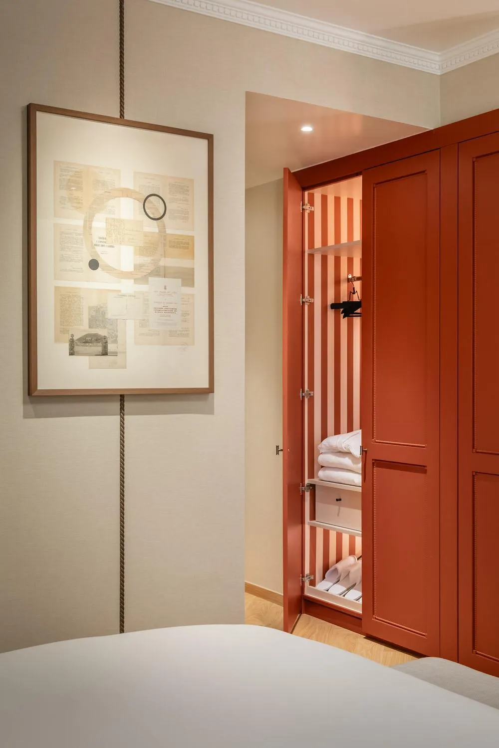 Bedroom, Bed in Hotel Condes de Barcelona