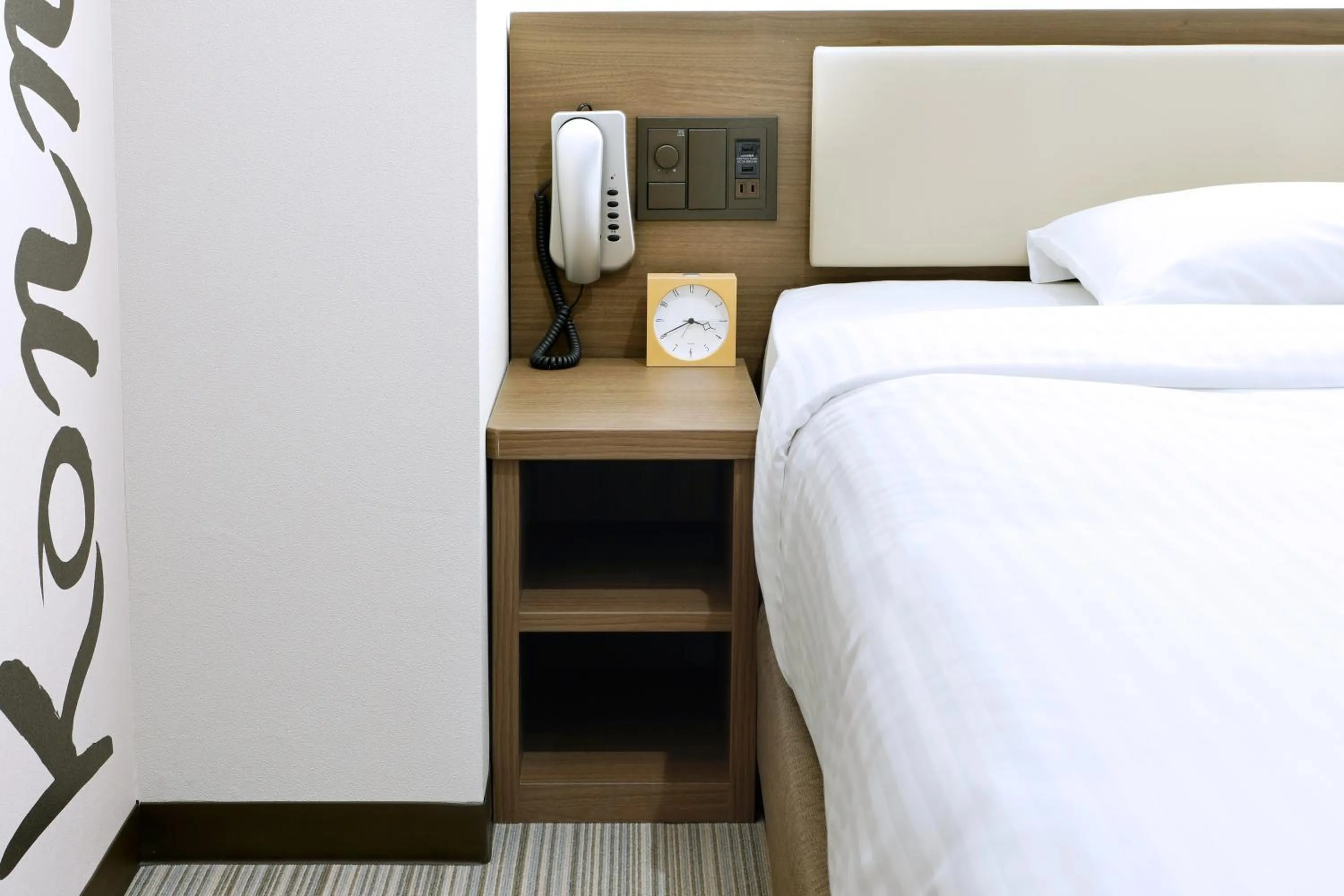 Standard City View Queen in Travelodge Kyoto Shijo Kawaramachi