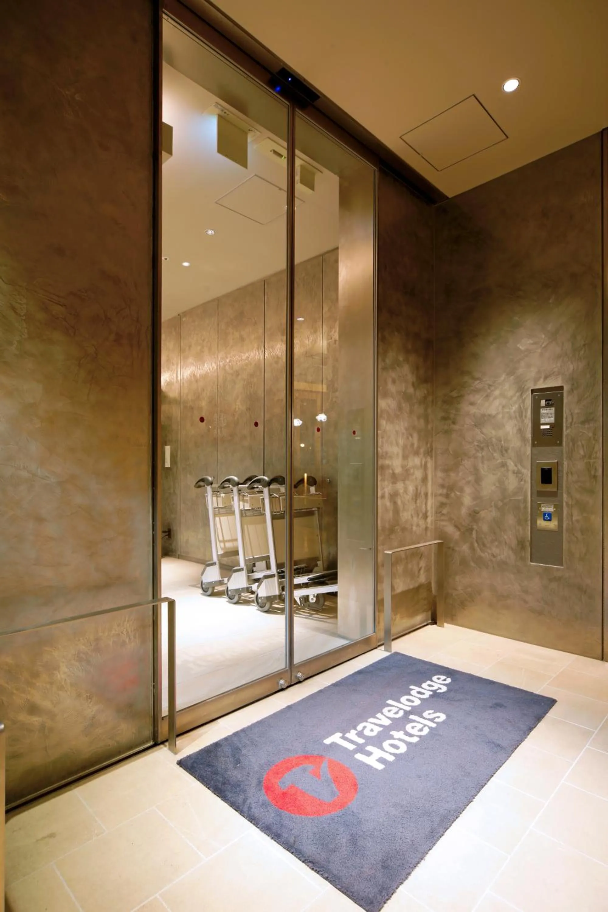 Facade/entrance in Travelodge Kyoto Shijo Kawaramachi