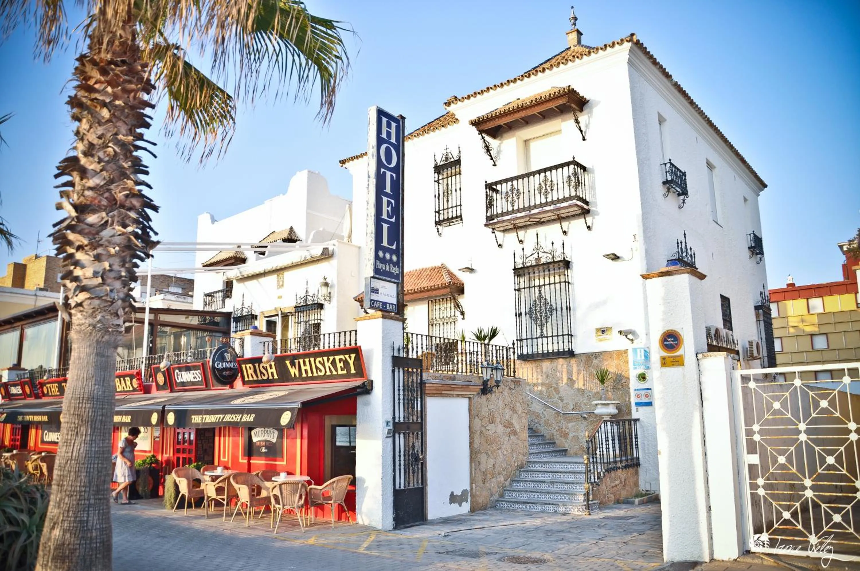 Facade/entrance in Hotel Playa de Regla