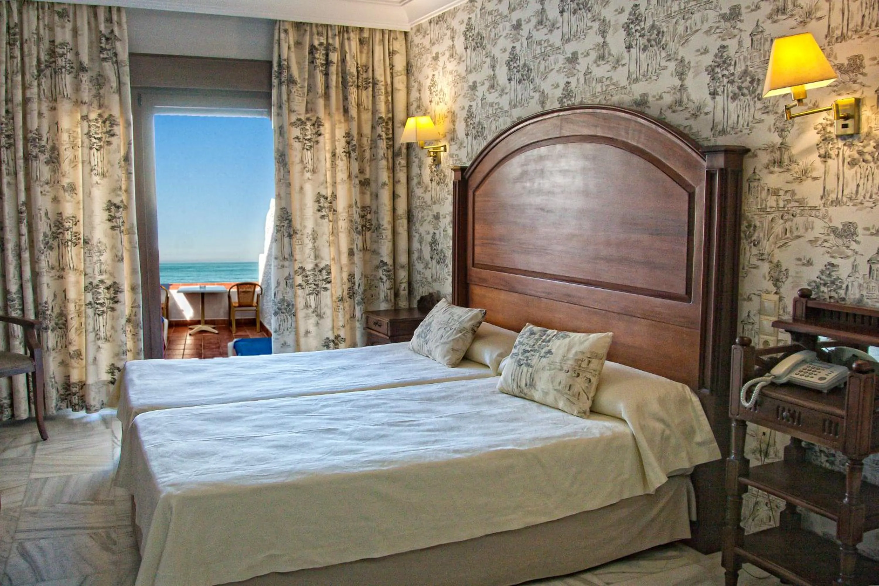 Bed in Hotel Playa de Regla