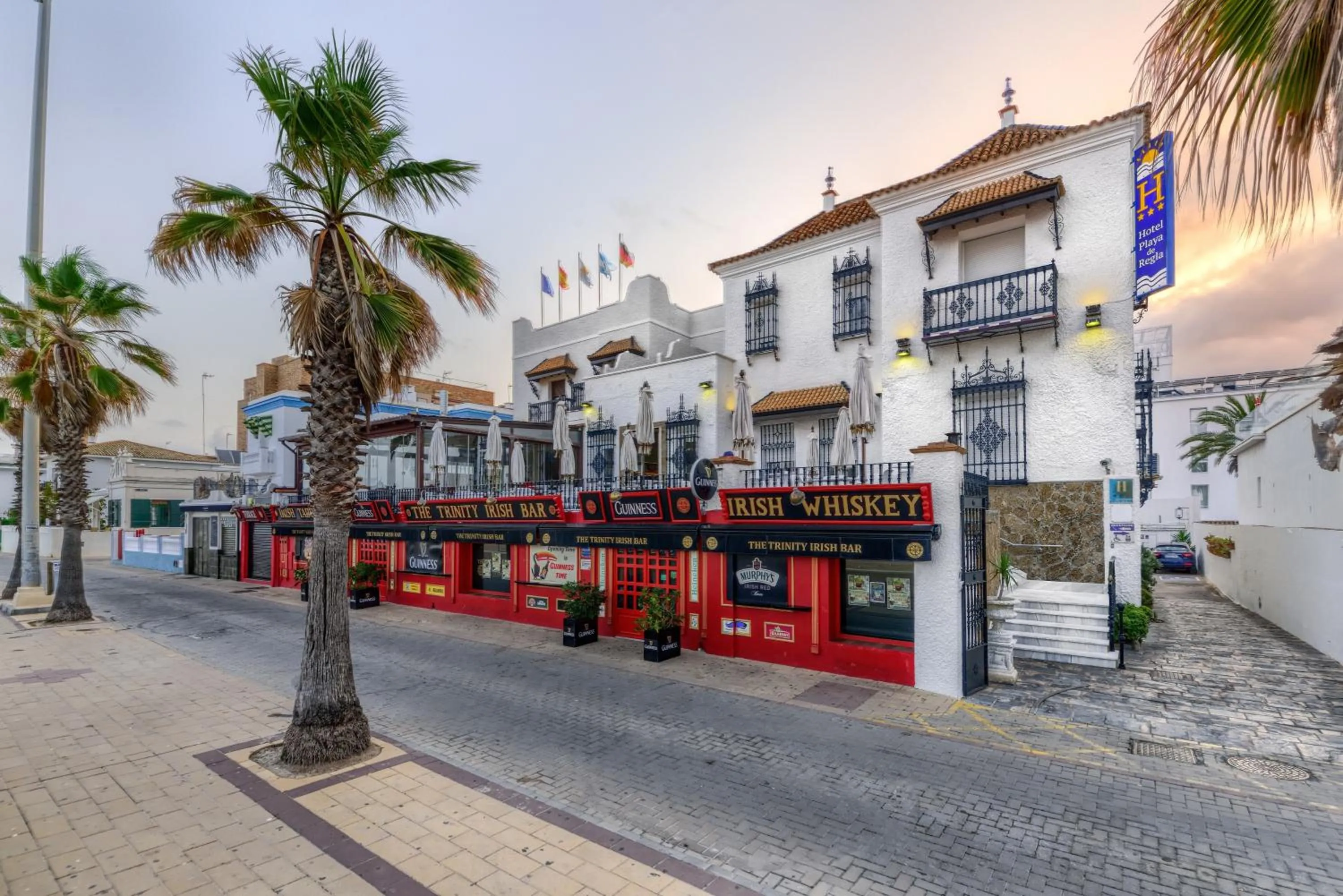 Property building in Hotel Playa de Regla