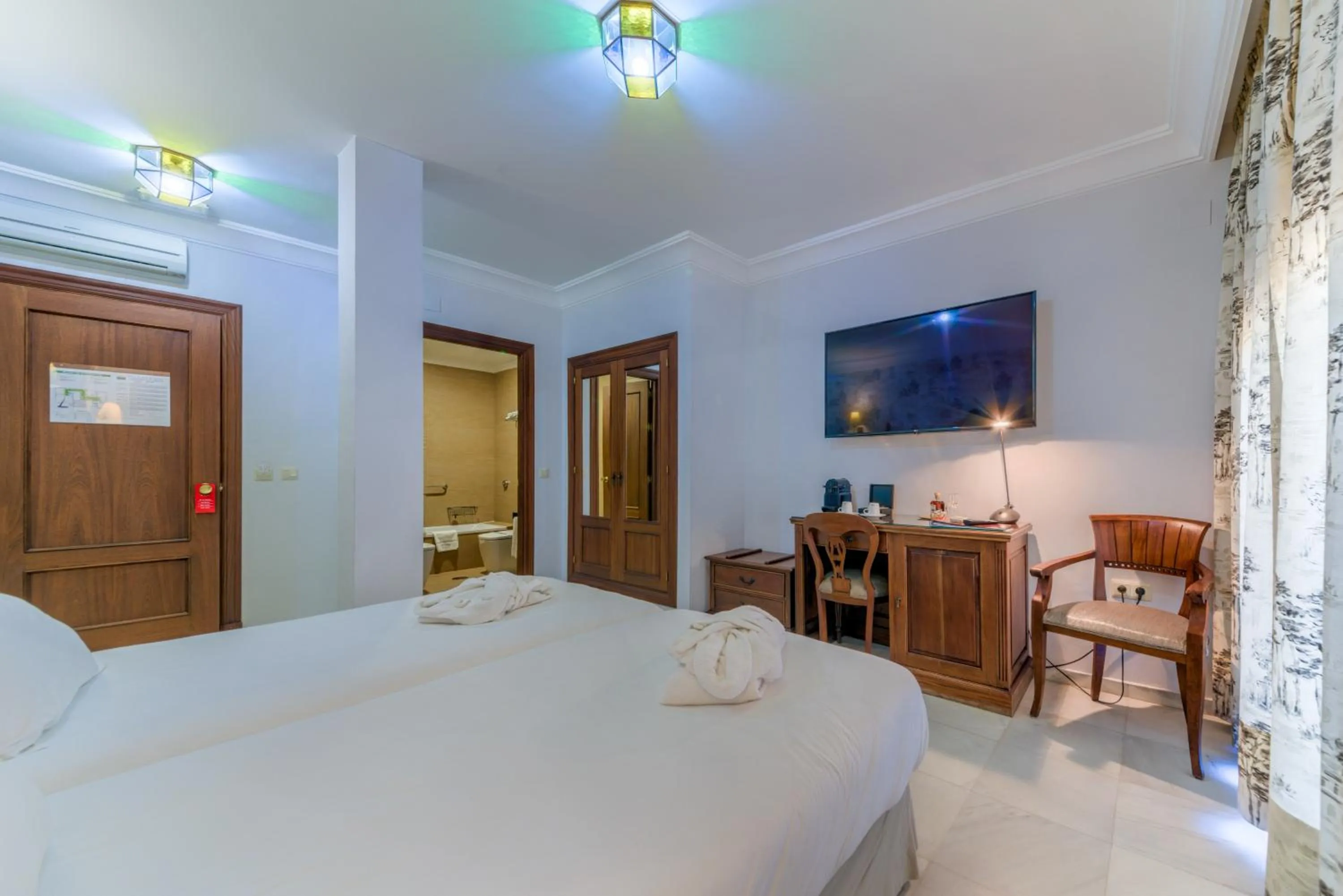 Photo of the whole room, Bed in Hotel Playa de Regla