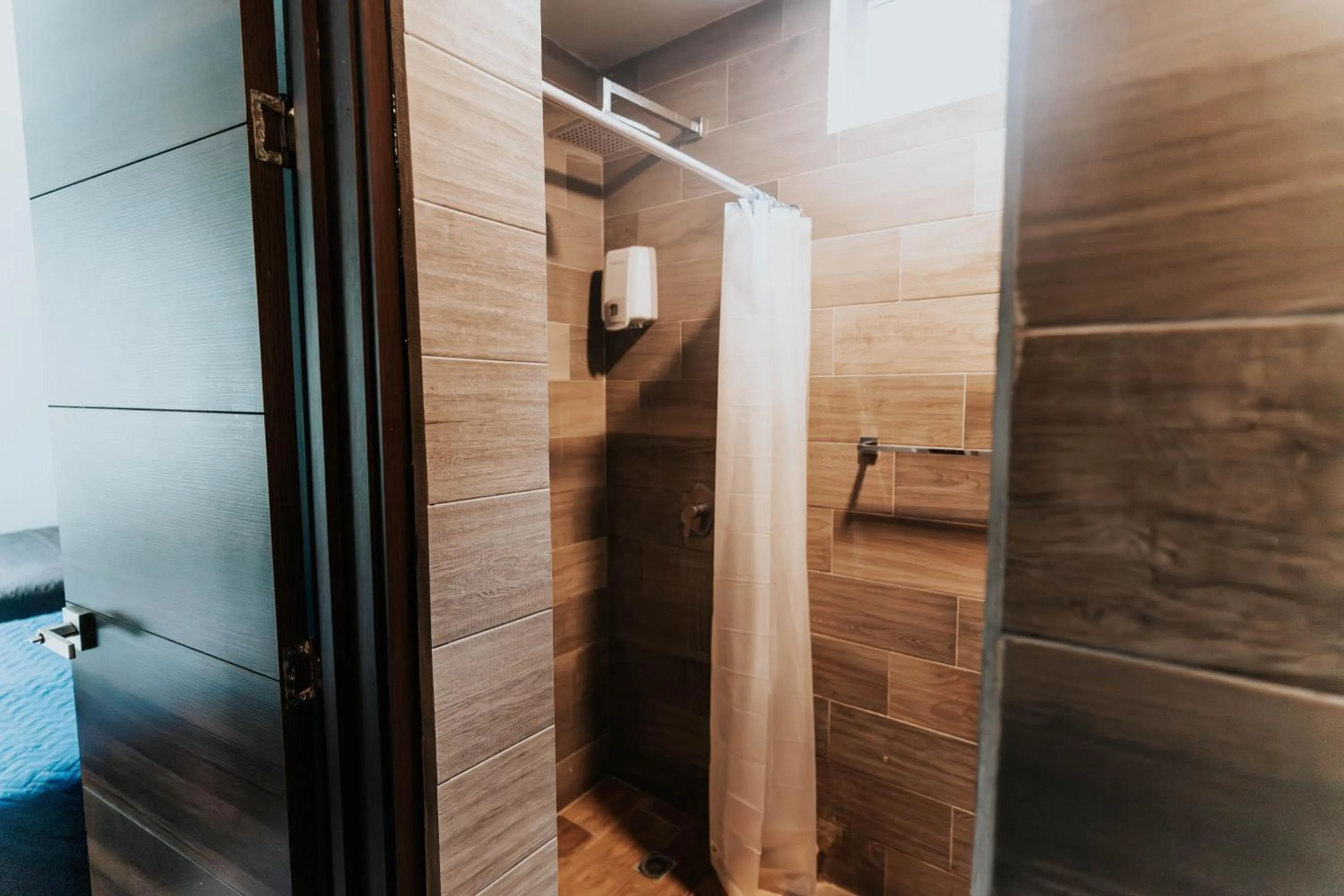 Shower in Hotel Villas Santander