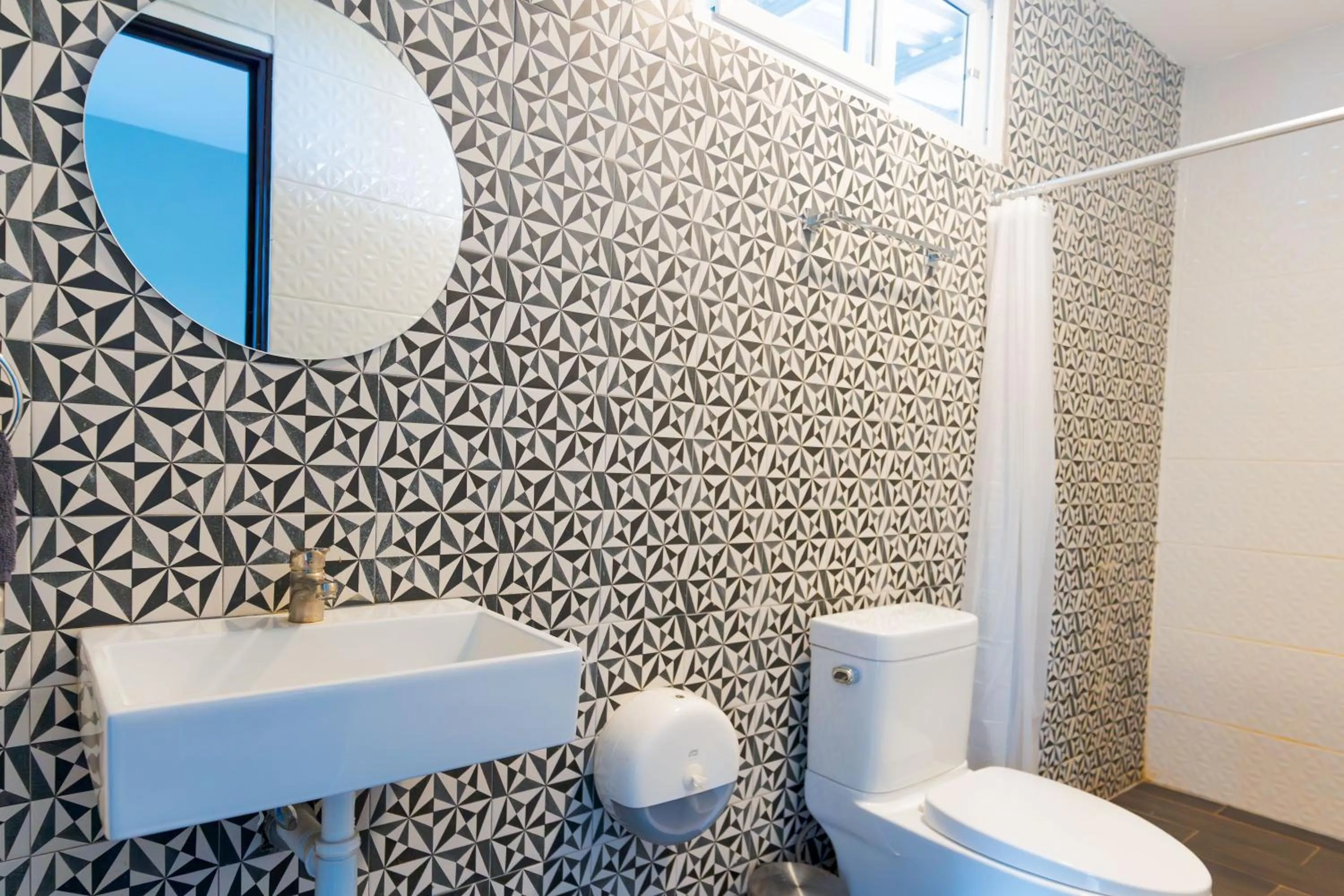 Bathroom in Hotel Villas Santander