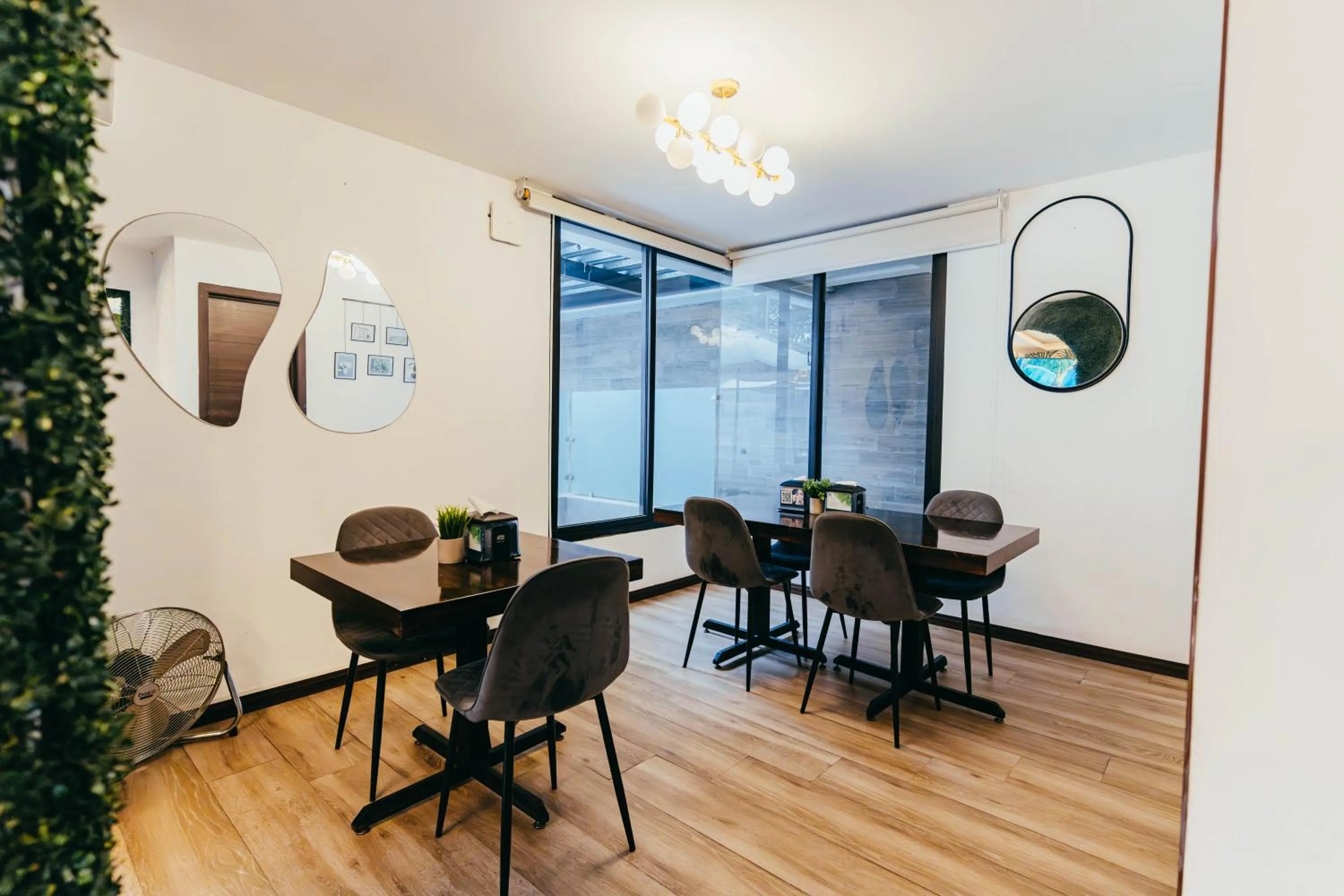 Restaurant/places to eat in Hotel Villas Santander