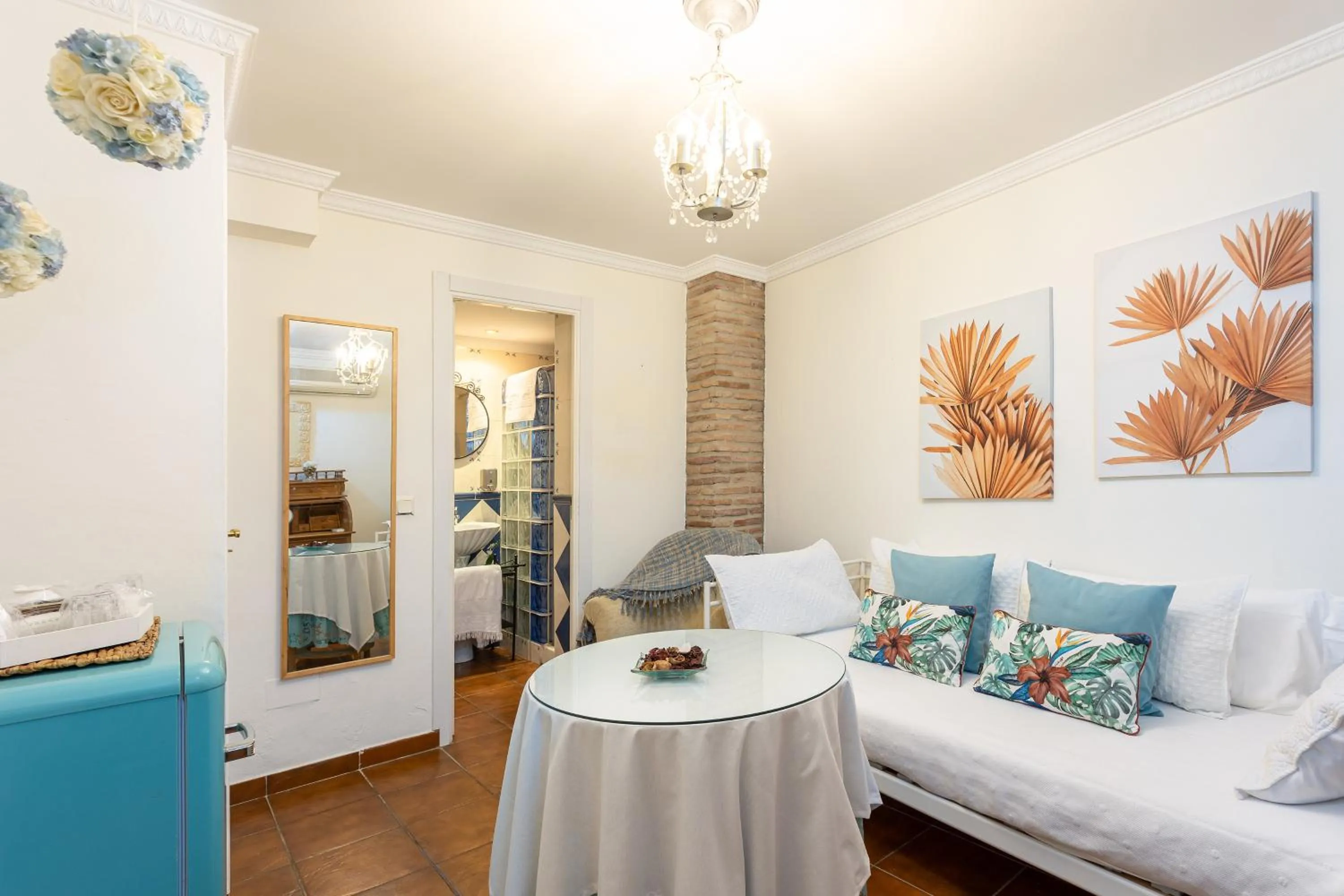 Living room, Bed in Puerta De Aduares