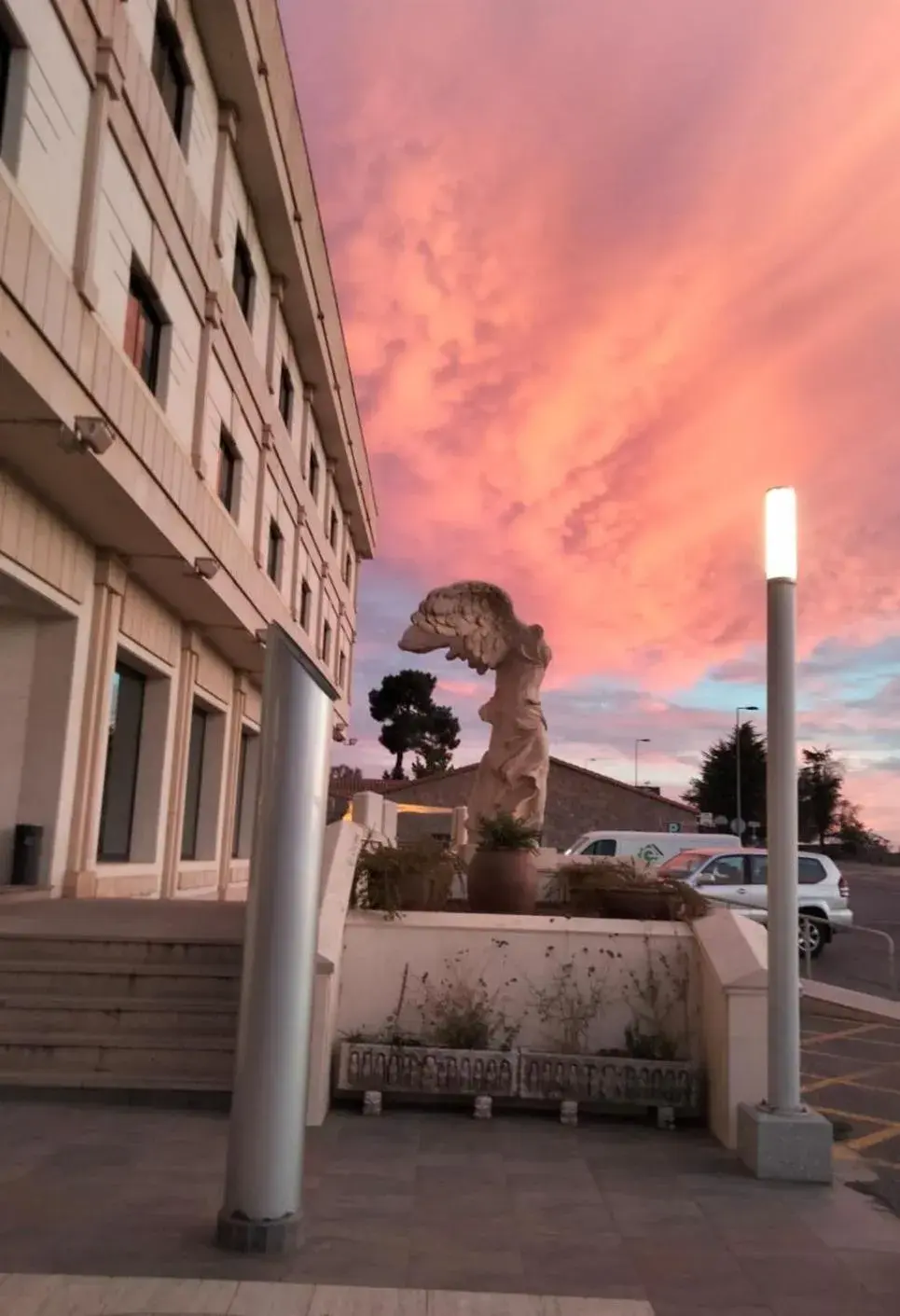 Facade/entrance in Hotel Sercotel Cuatro Postes Facade/entrance in Hotel Sercotel Cuatro Postes
