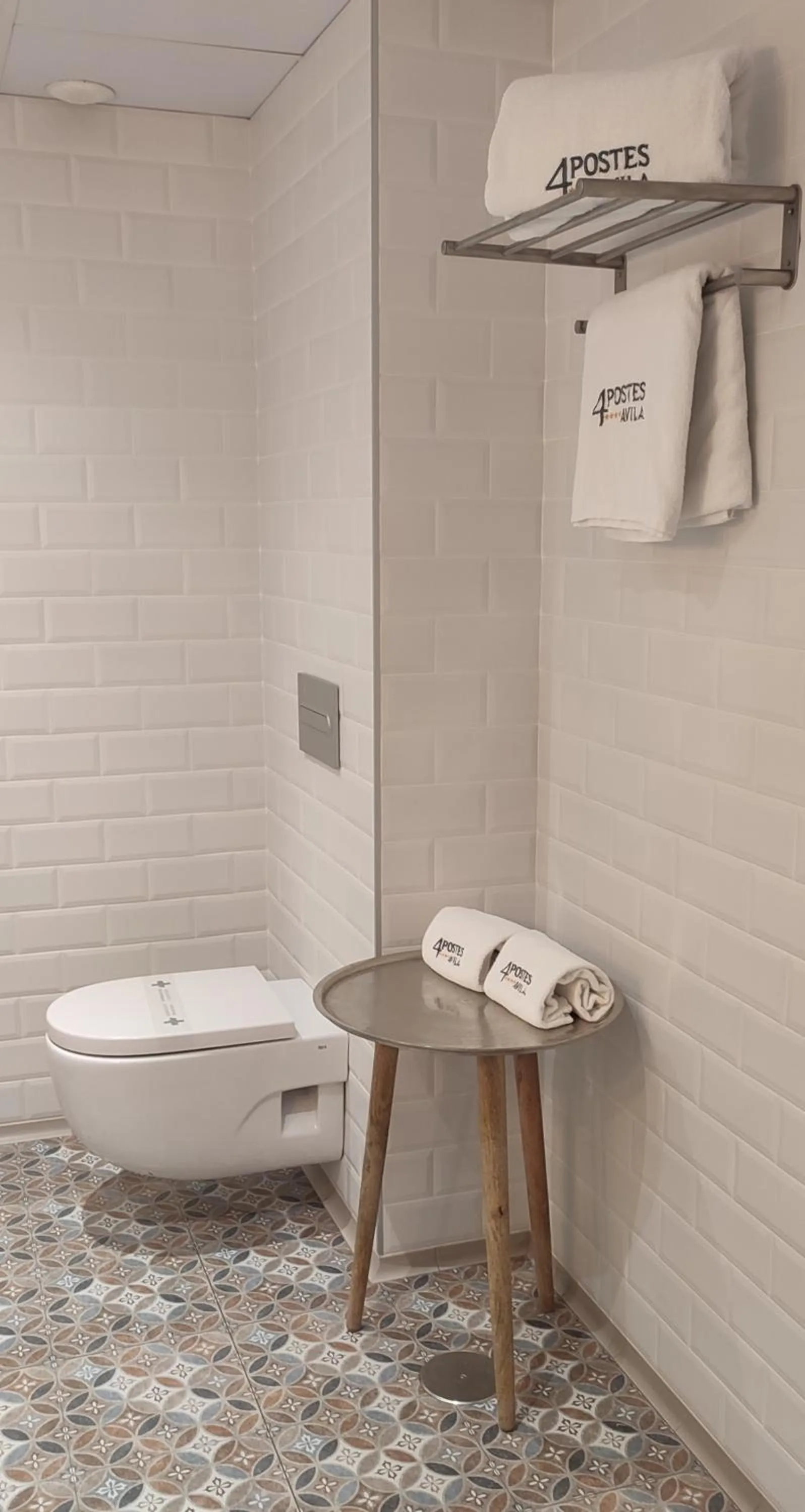 Toilet in Hotel Sercotel Cuatro Postes