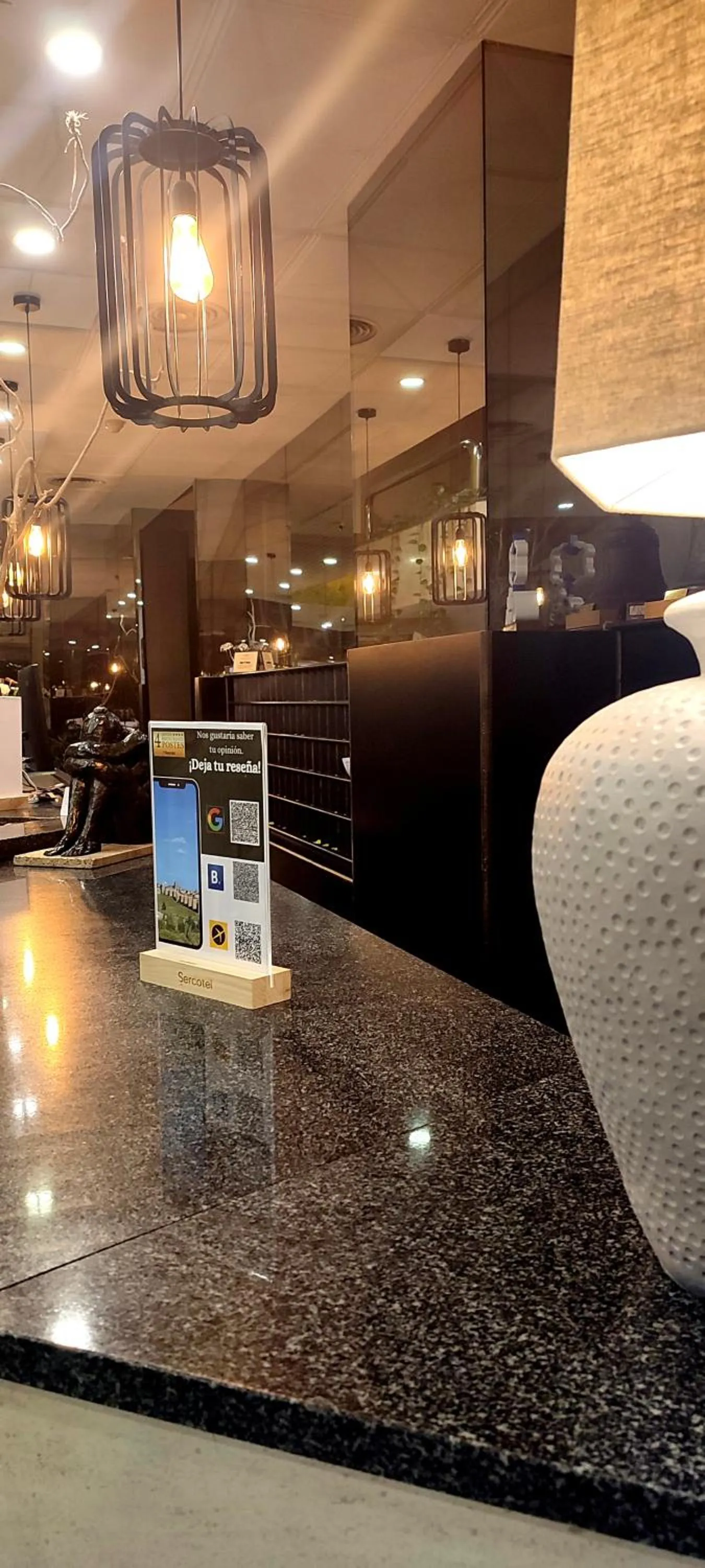 Lobby or reception in Hotel Sercotel Cuatro Postes