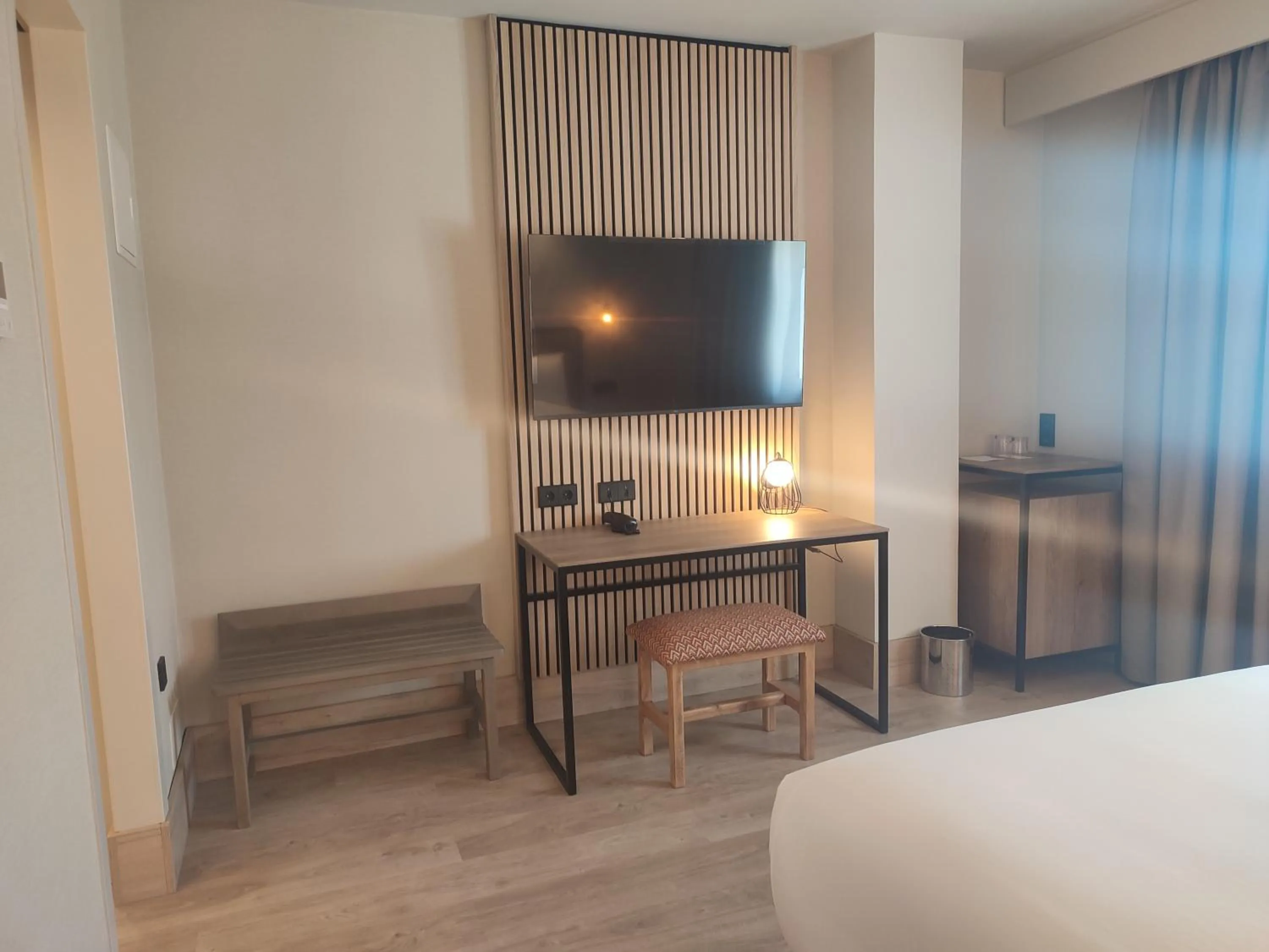 Bed in Hotel Sercotel Cuatro Postes