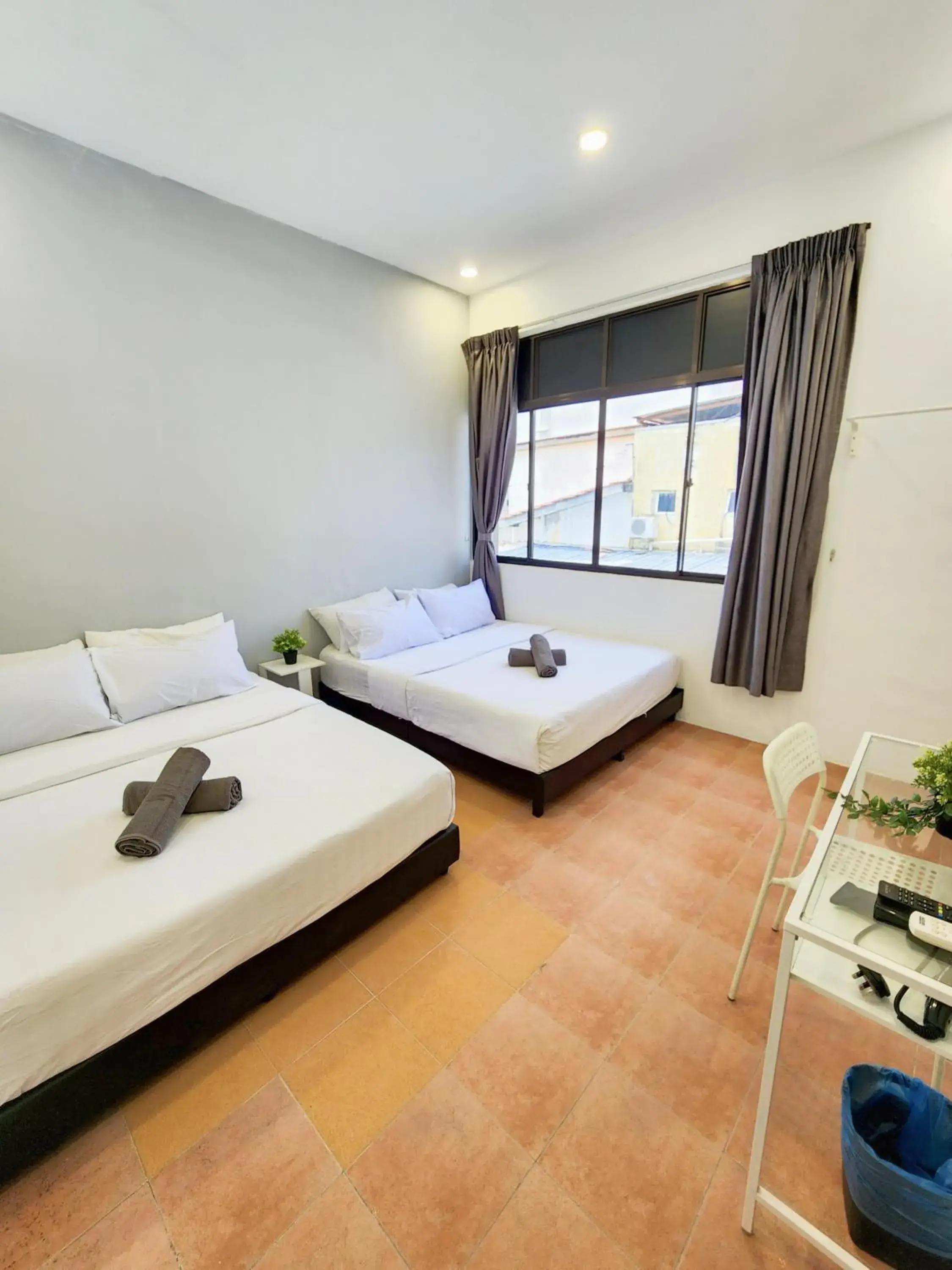 Standard Family Room in Gurney Coast Guest House by Sky Hive Standard Family Room in Gurney Coast Guest House by Sky Hive