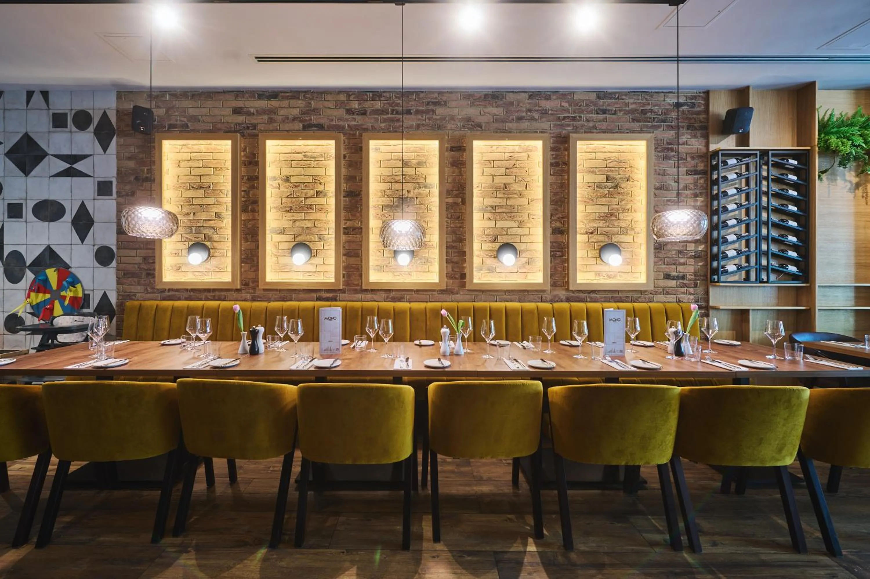 Restaurant/places to eat in Stay inn Hotel Warszawa