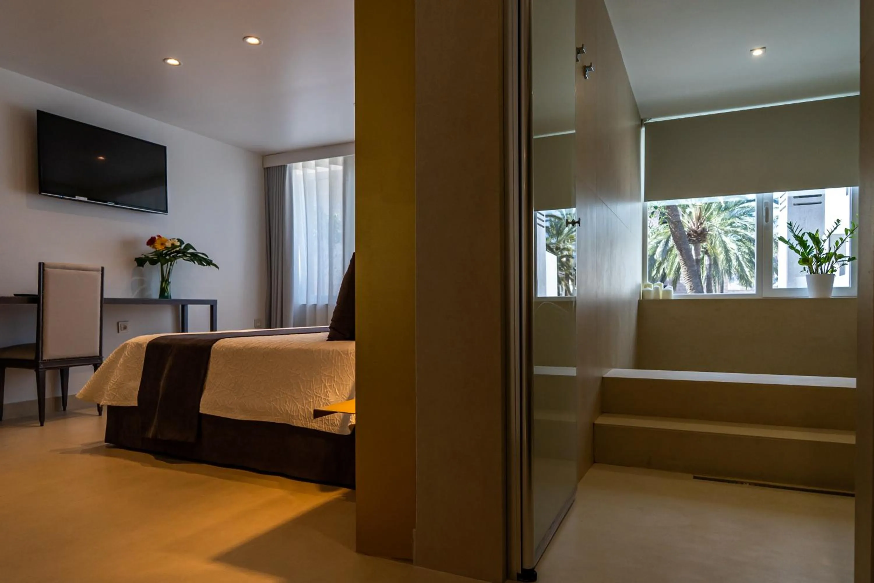 Bedroom, Bed in Catedral Almería