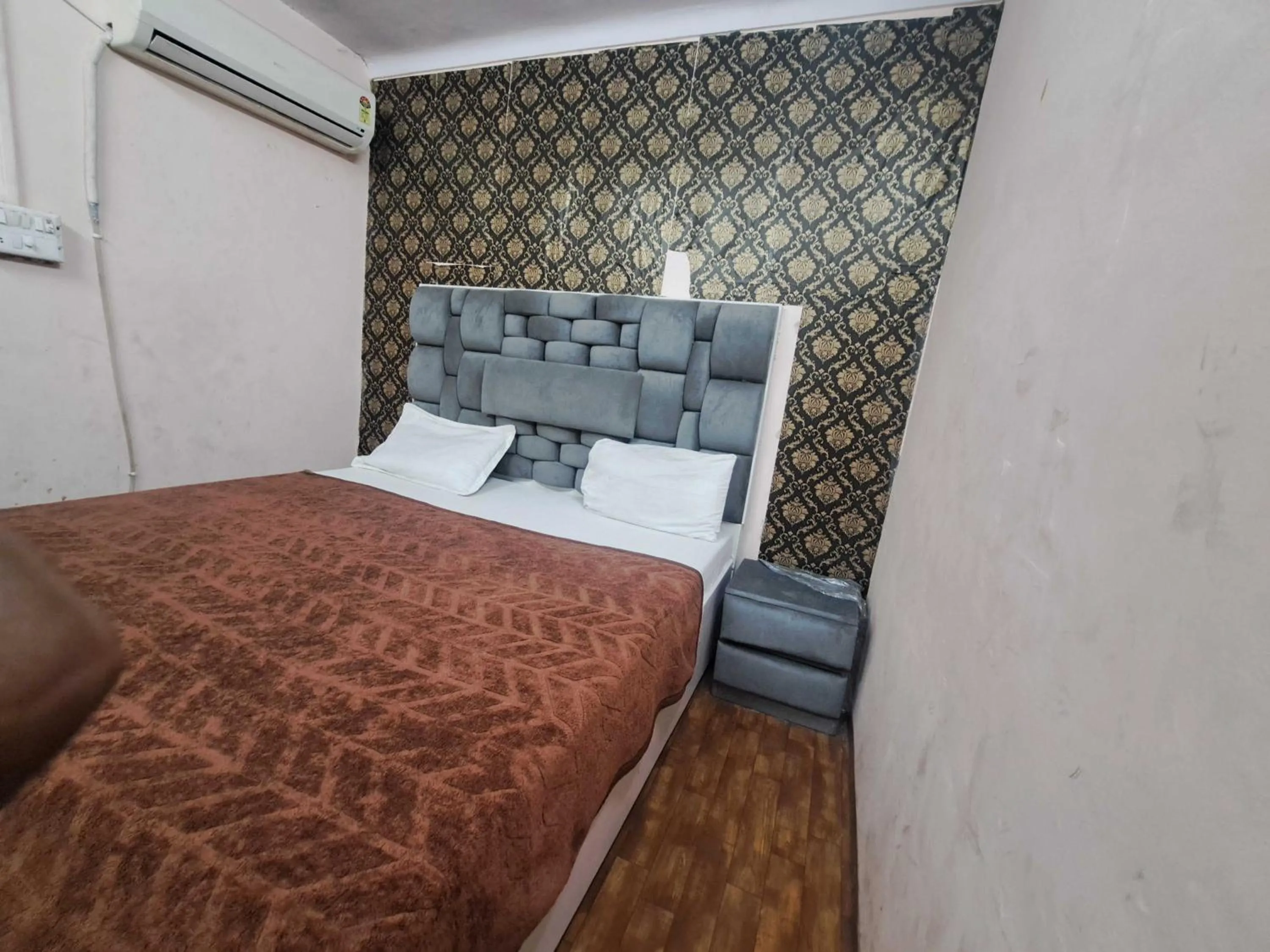 Bedroom, Bed in Hotel O Metro