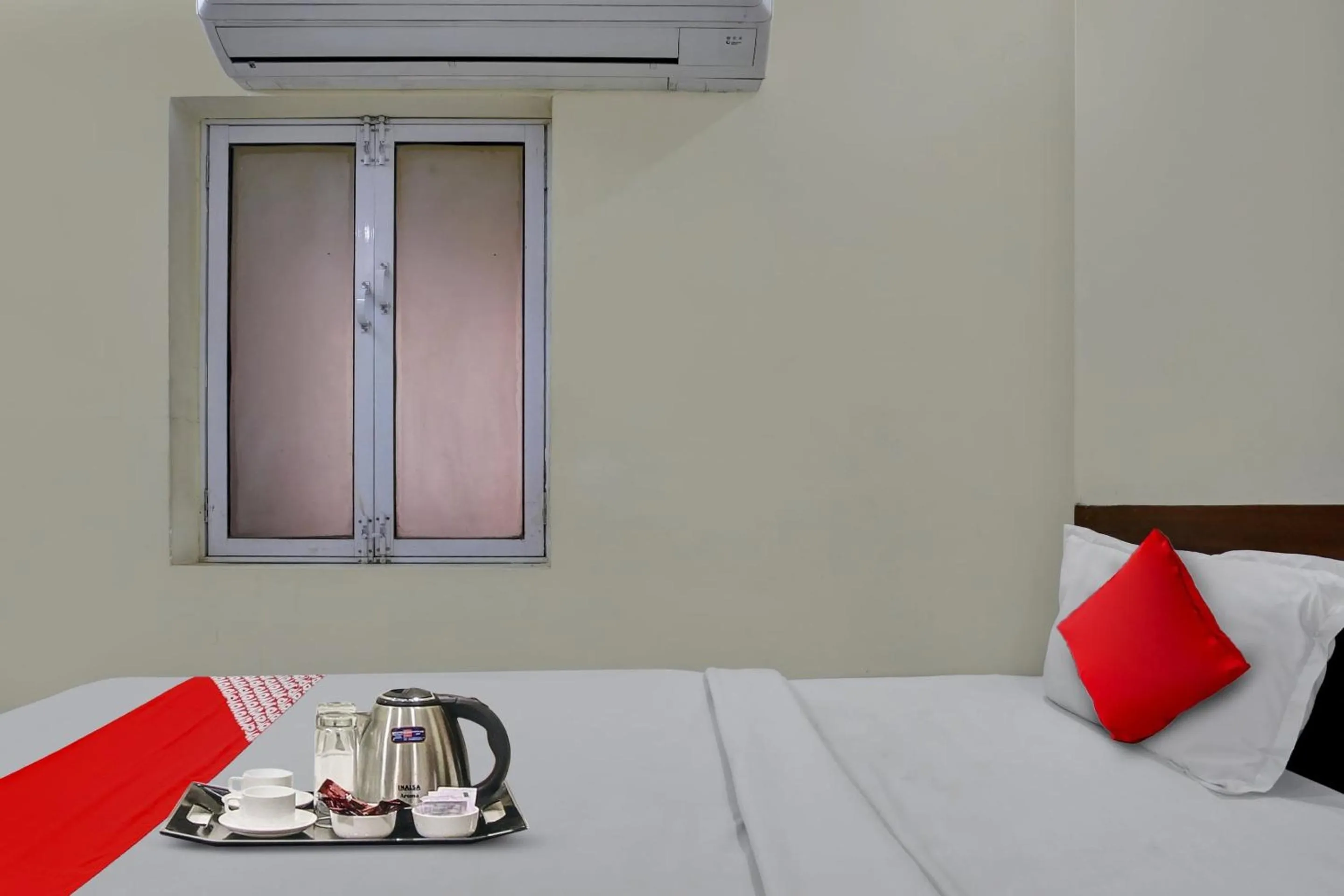 Bedroom, Bed in Hotel O by OYO Arjun