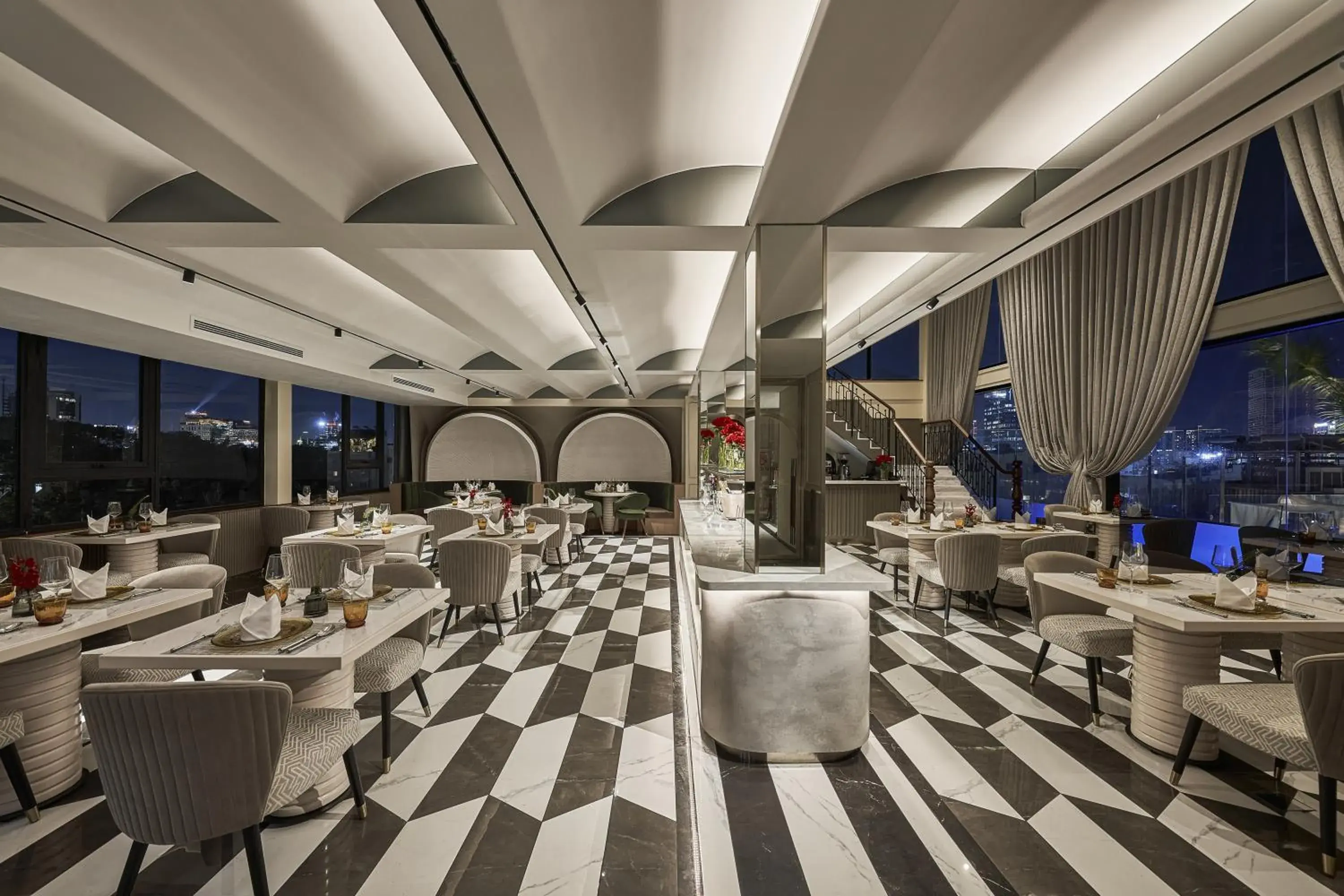 Restaurant/places to eat in La Siesta Premium Saigon Restaurant/places to eat in La Siesta Premium Saigon