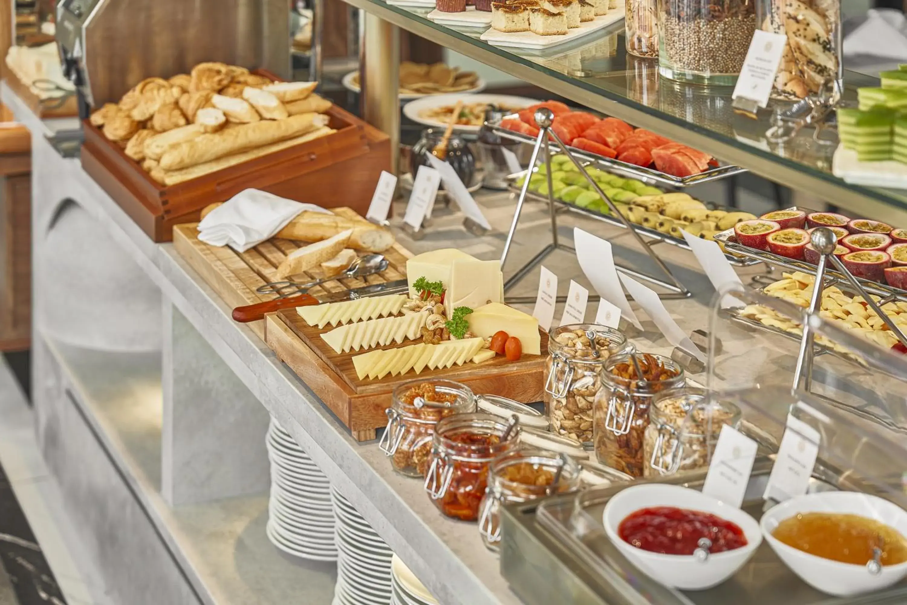 Food and drinks in La Siesta Premium Saigon Food and drinks in La Siesta Premium Saigon