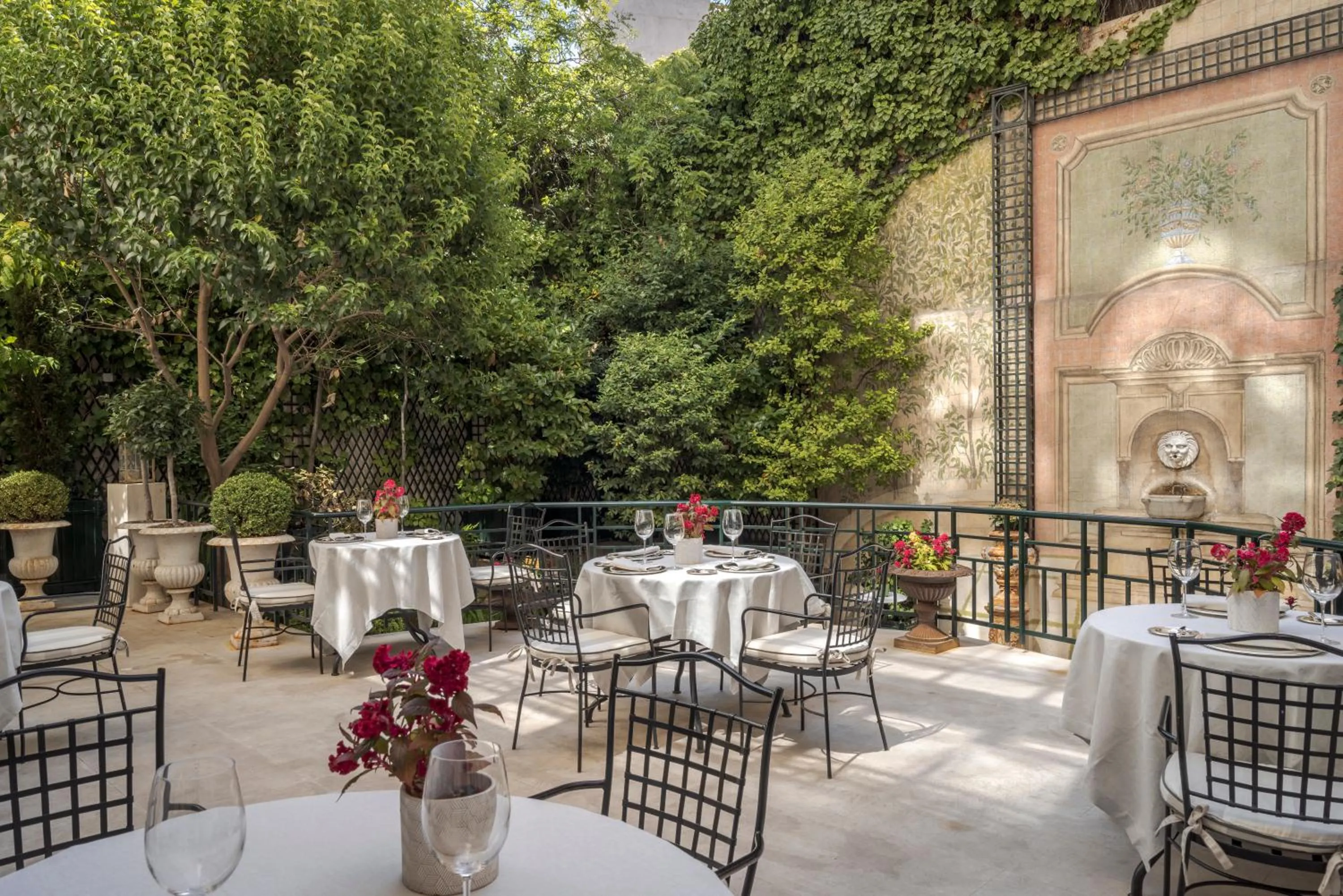 Restaurant/places to eat in Relais & Châteaux Hotel Orfila