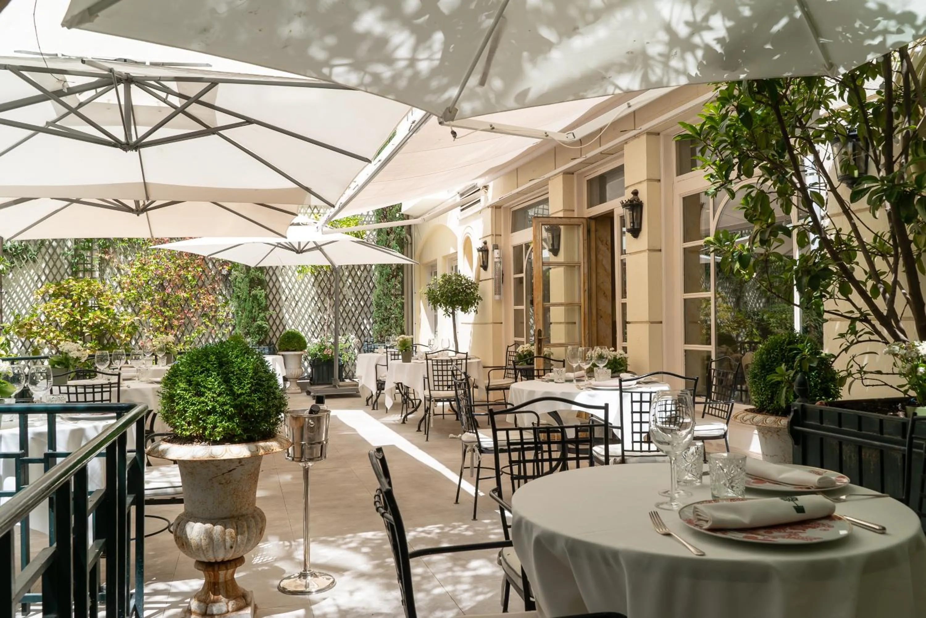 Restaurant/places to eat in Relais & Châteaux Hotel Orfila