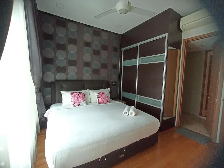 Bed in Vortex Suites KLCC by NADIA