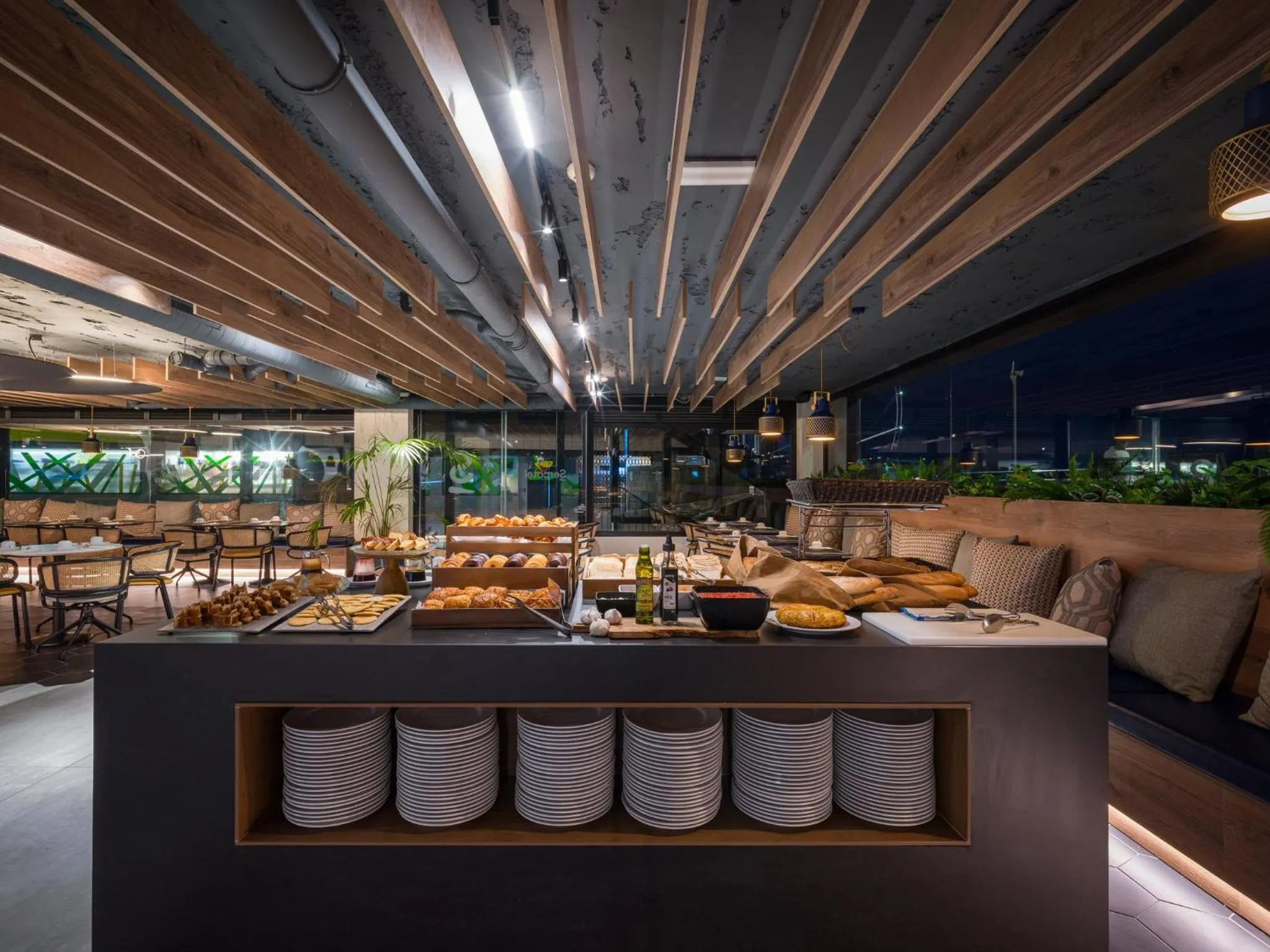 Breakfast in Sercotel Playa Canteras