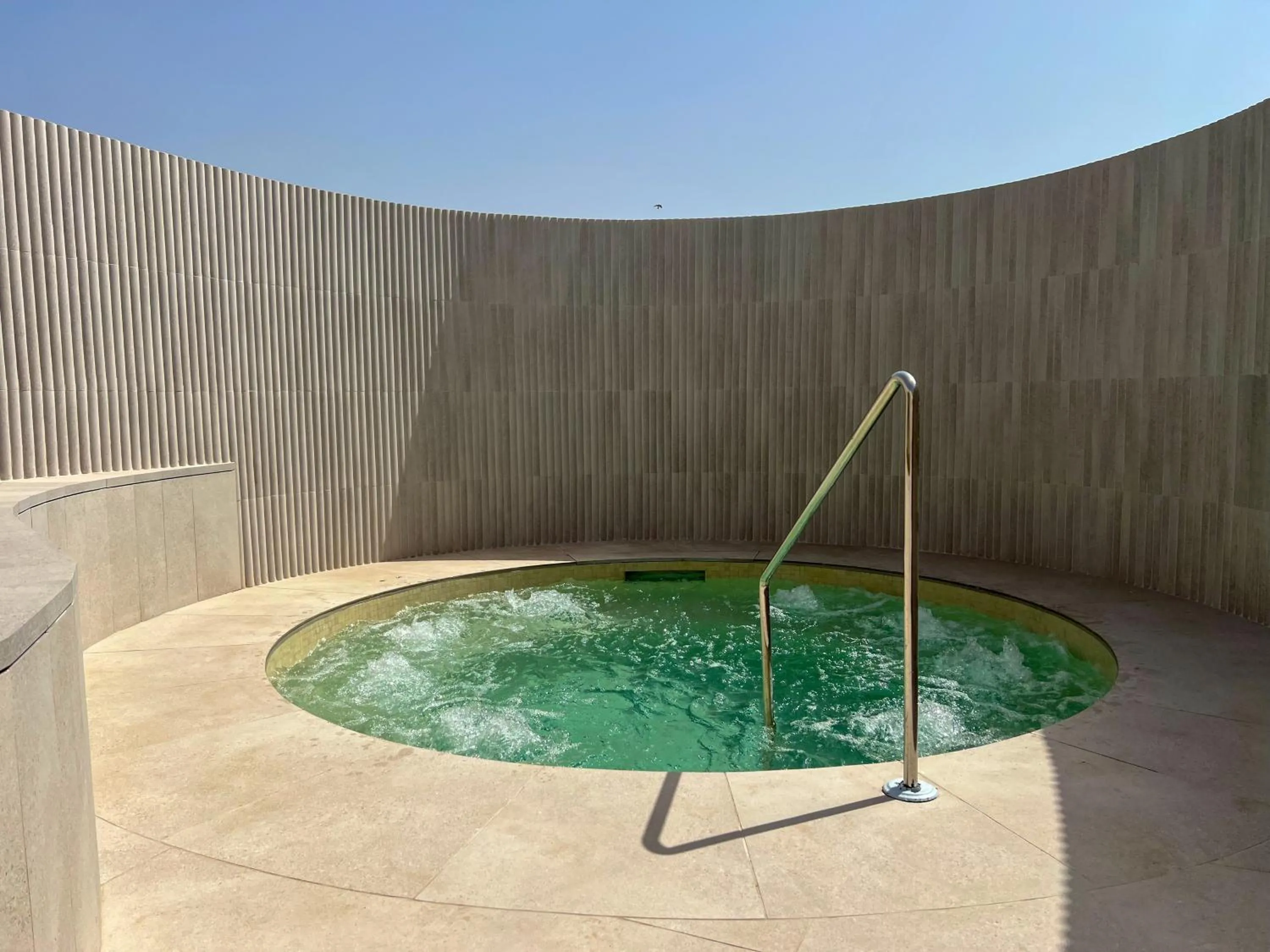 Hot Tub in Perla Marina