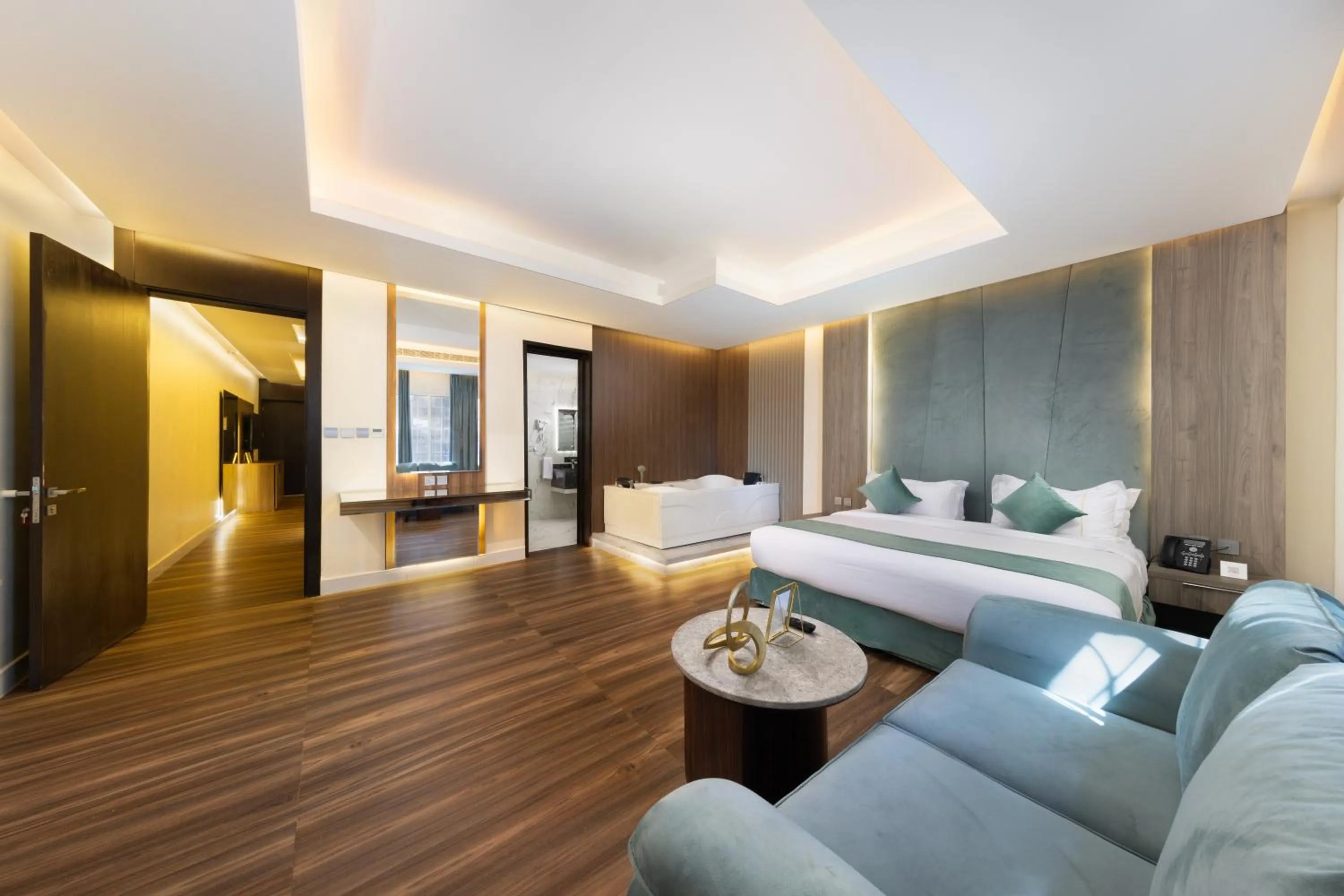 Bed in Luxury Night Al Mounisea