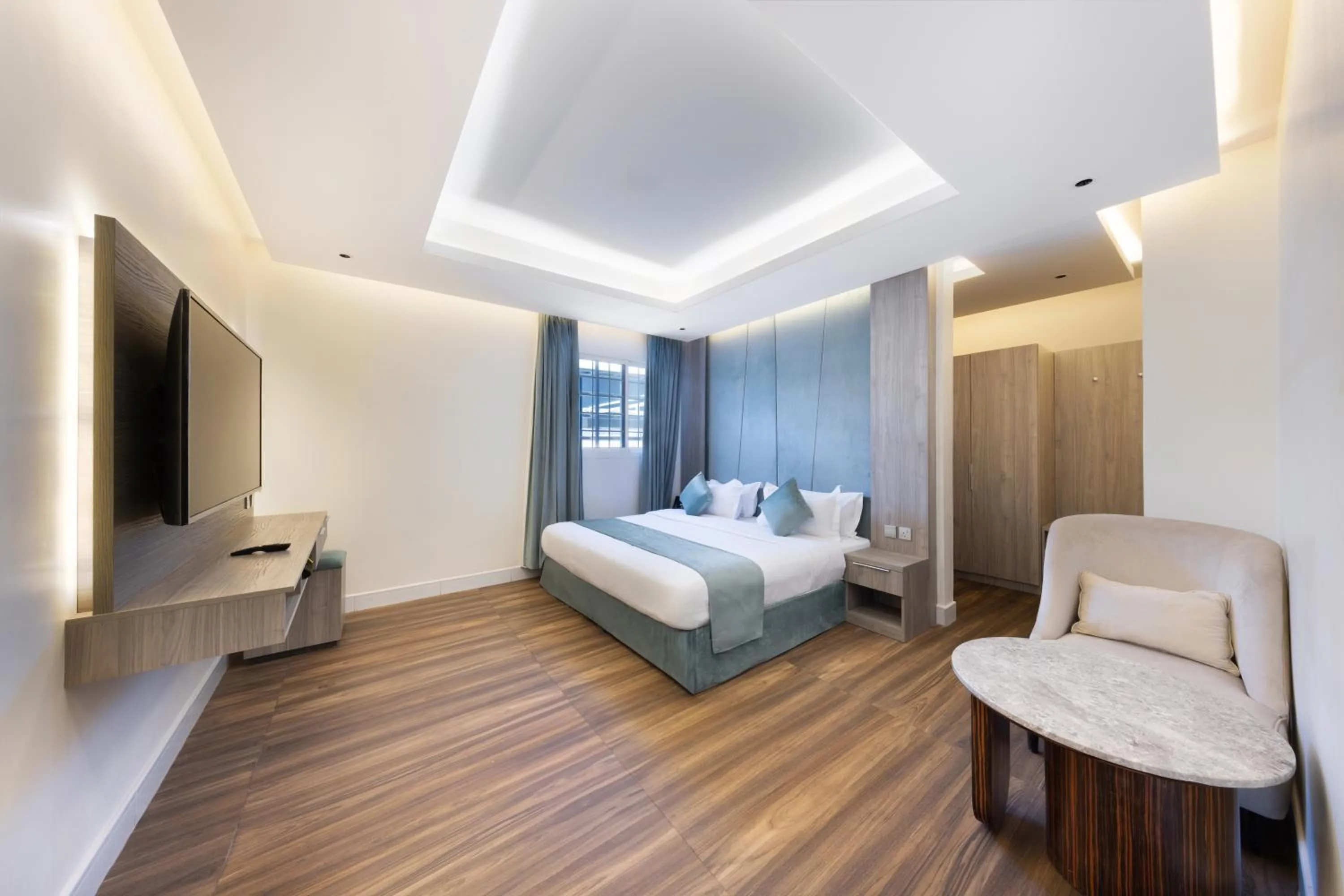 Bed in Luxury Night Al Mounisea