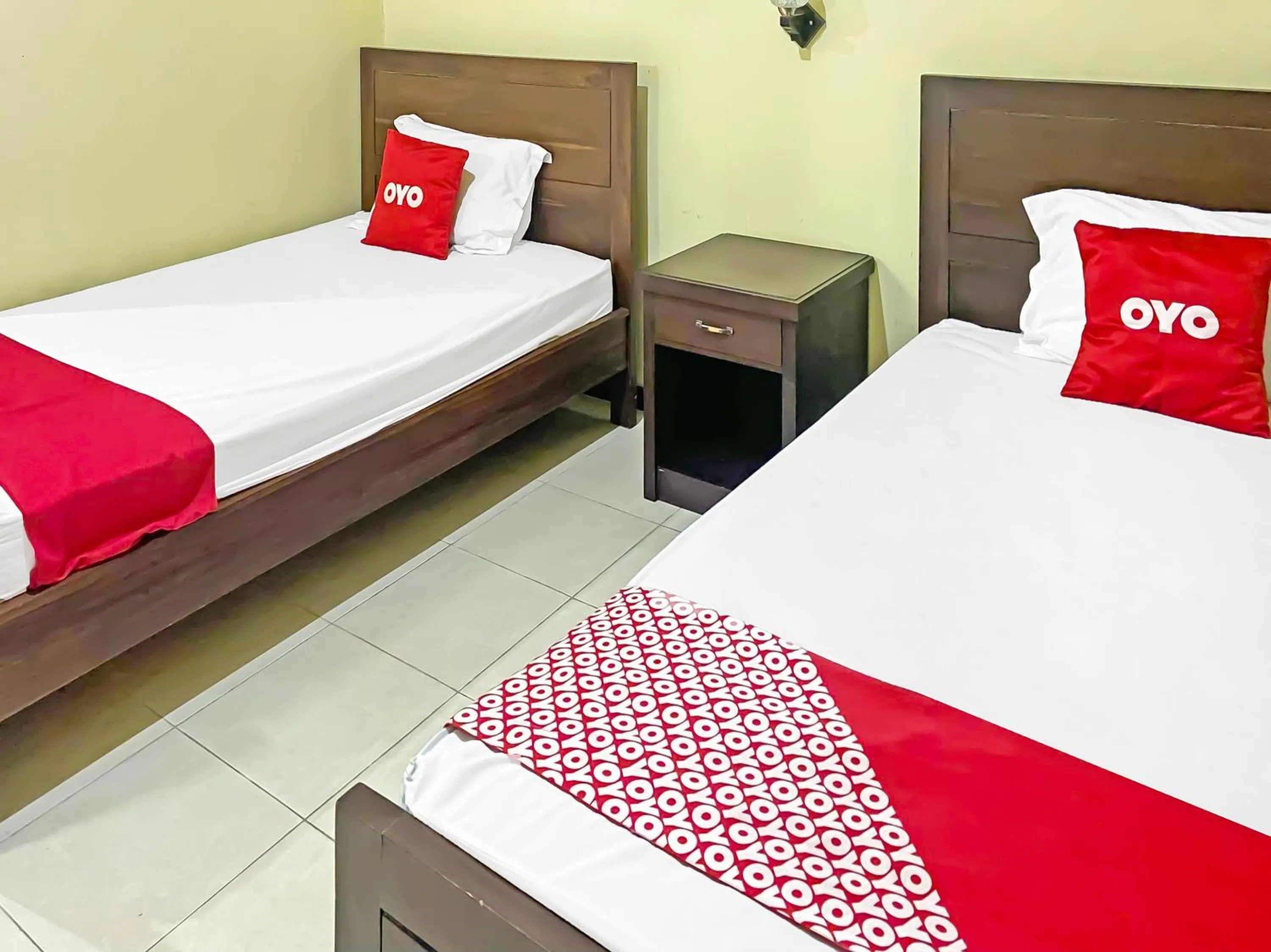 Bedroom in Hotel O Gajah Mada Indah