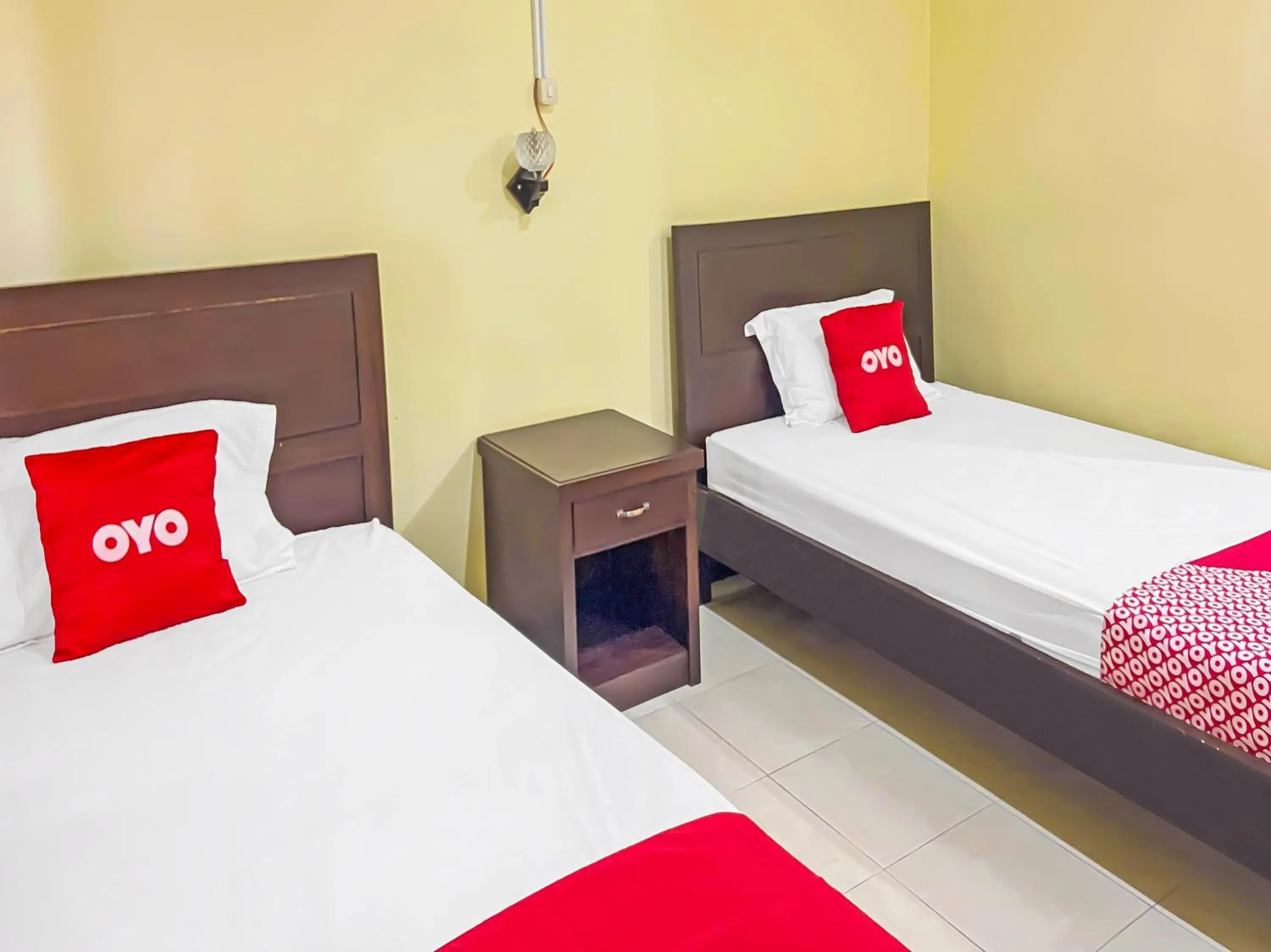 Bedroom in Hotel O Gajah Mada Indah