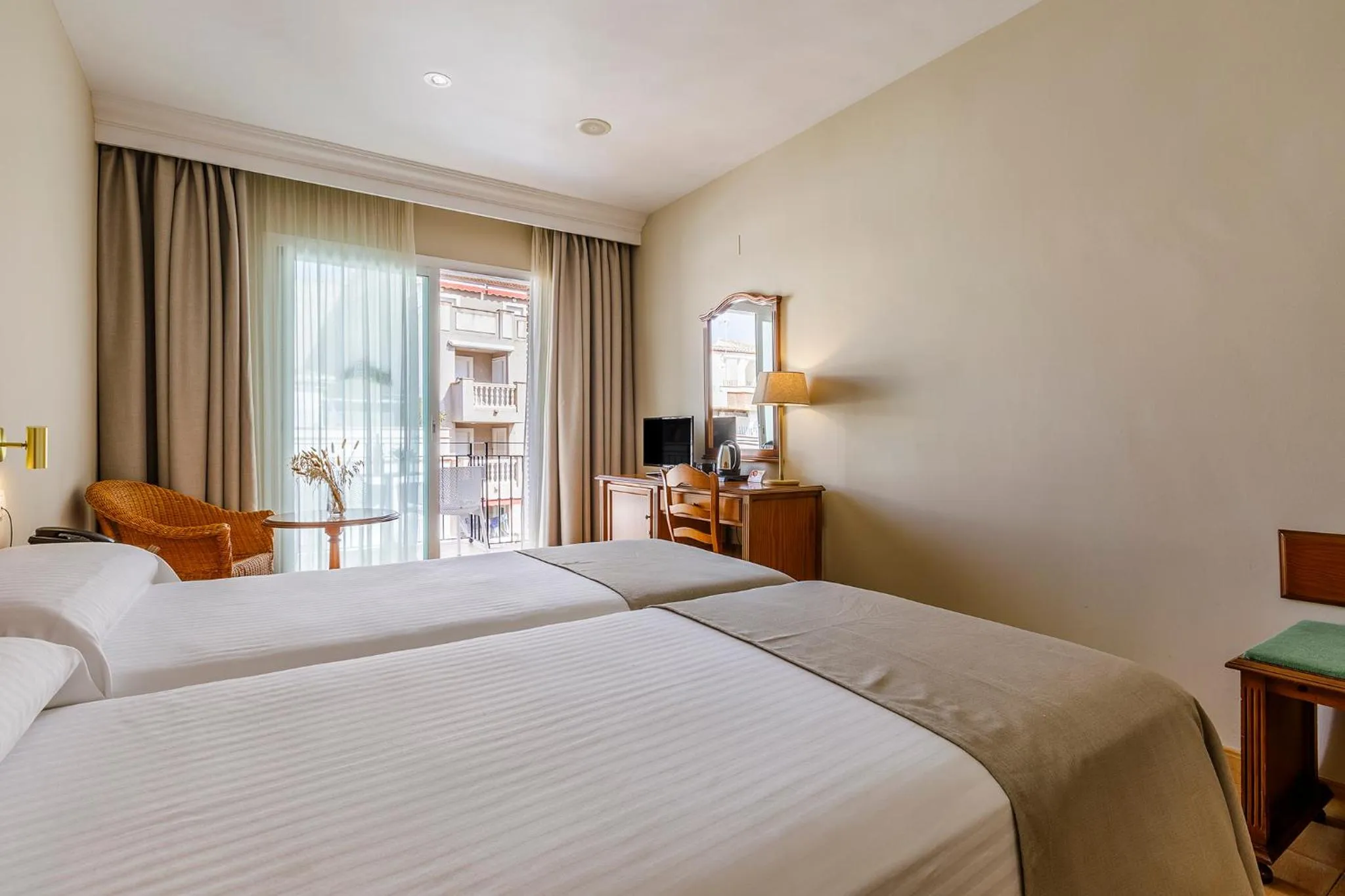 Bed in Hotel Almijara - Mares