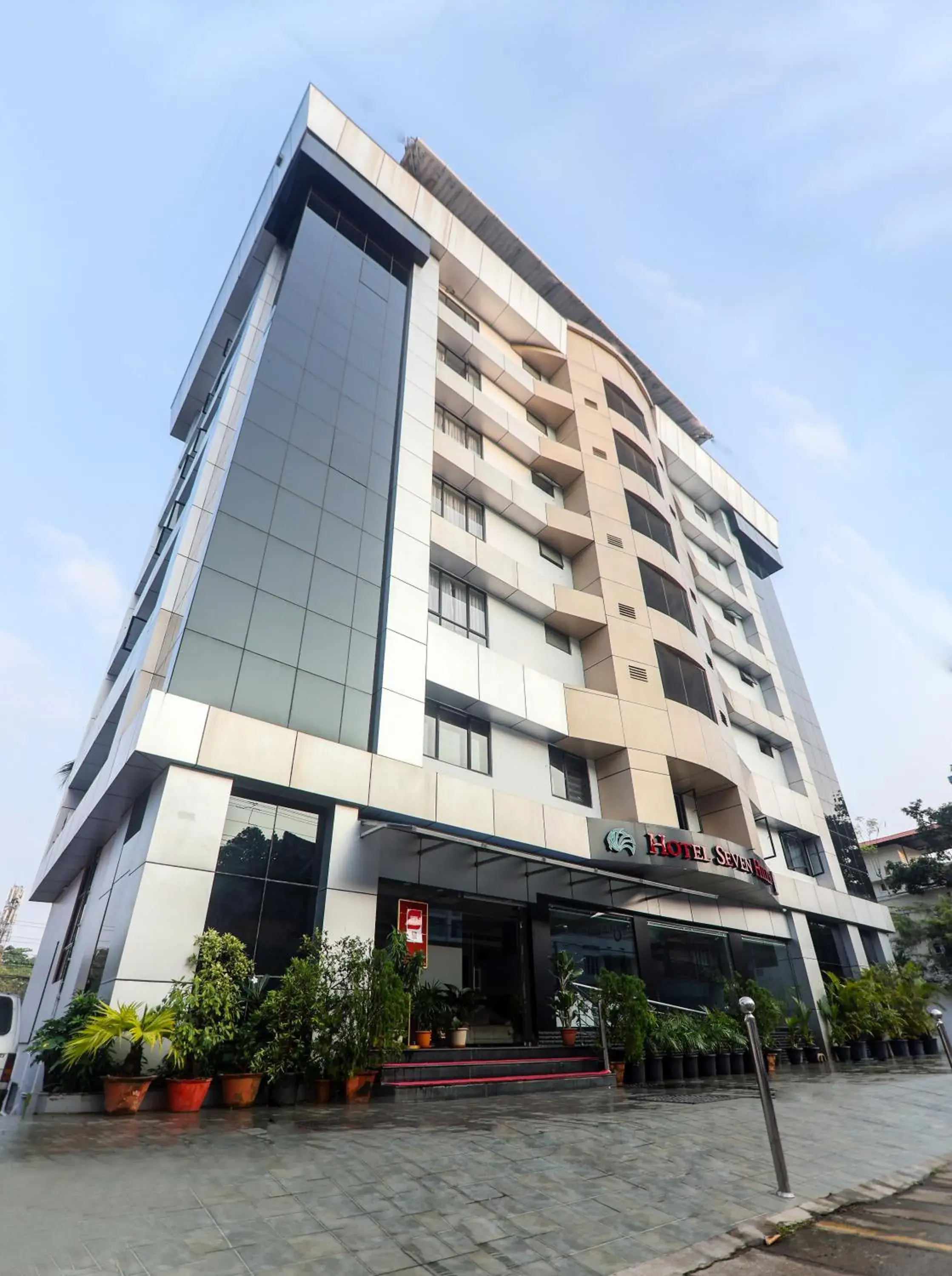 Facade/entrance in Hotel Seven Hills Facade/entrance in Hotel Seven Hills
