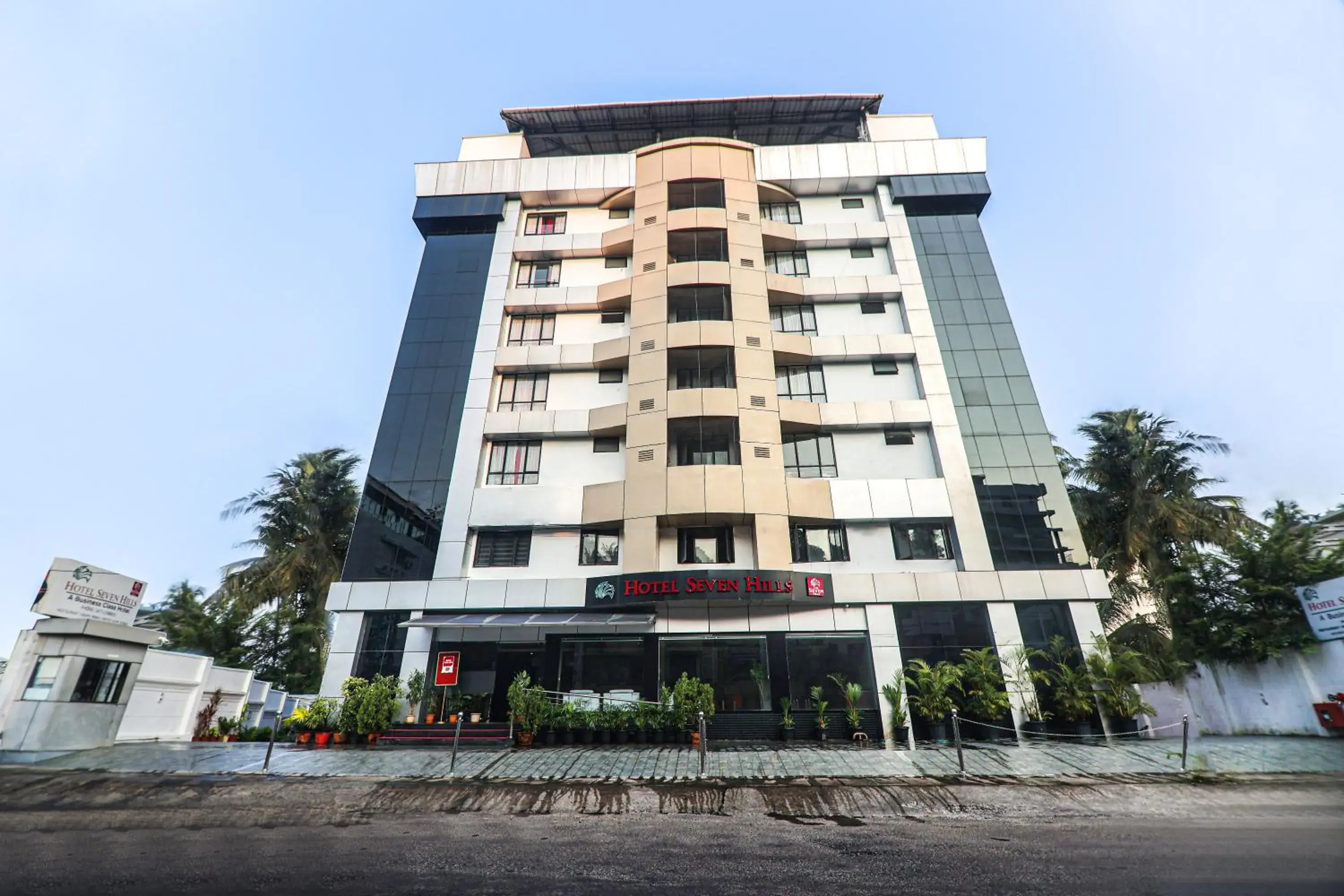 Facade/entrance in Hotel Seven Hills Facade/entrance in Hotel Seven Hills