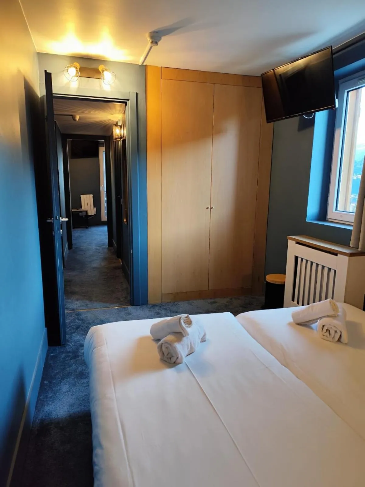 Bed in Hotel Turan & Spa