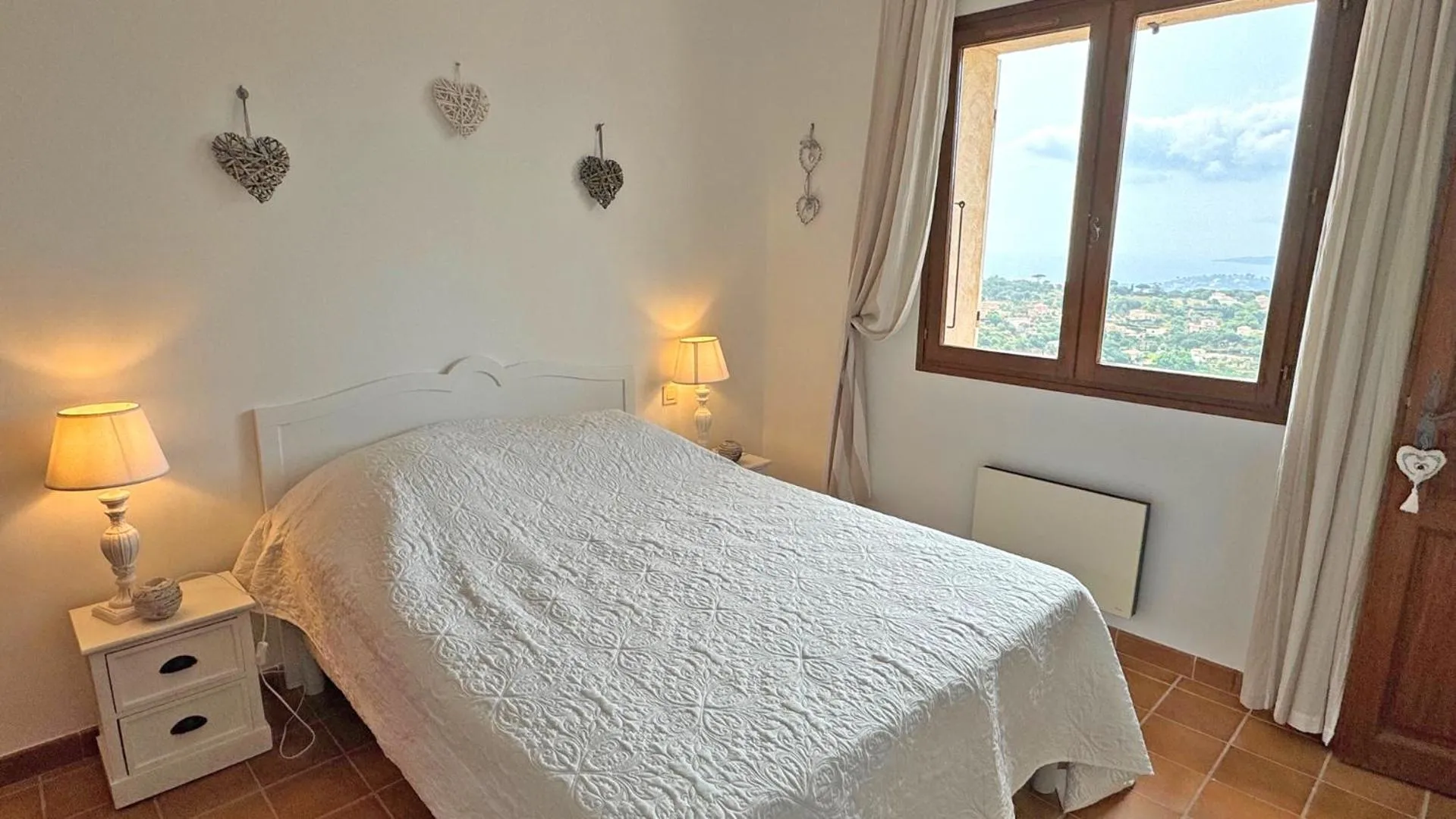 Bedroom, Bed in Villa Lisuzem